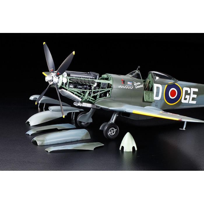 Macheta Aeromodele De Construit Tamiya Supermarine Spitfire Mk XVIe 1