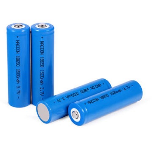 Set 4 Acumulatori 3 7V Li Ion 18650 1500 MAh CE RoHS UN38 3 EMAG Ro