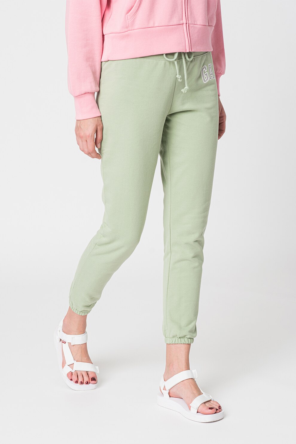 Gap Pantaloni Sport Cu Logo Brodat Verde Pal L Reg Emag Ro