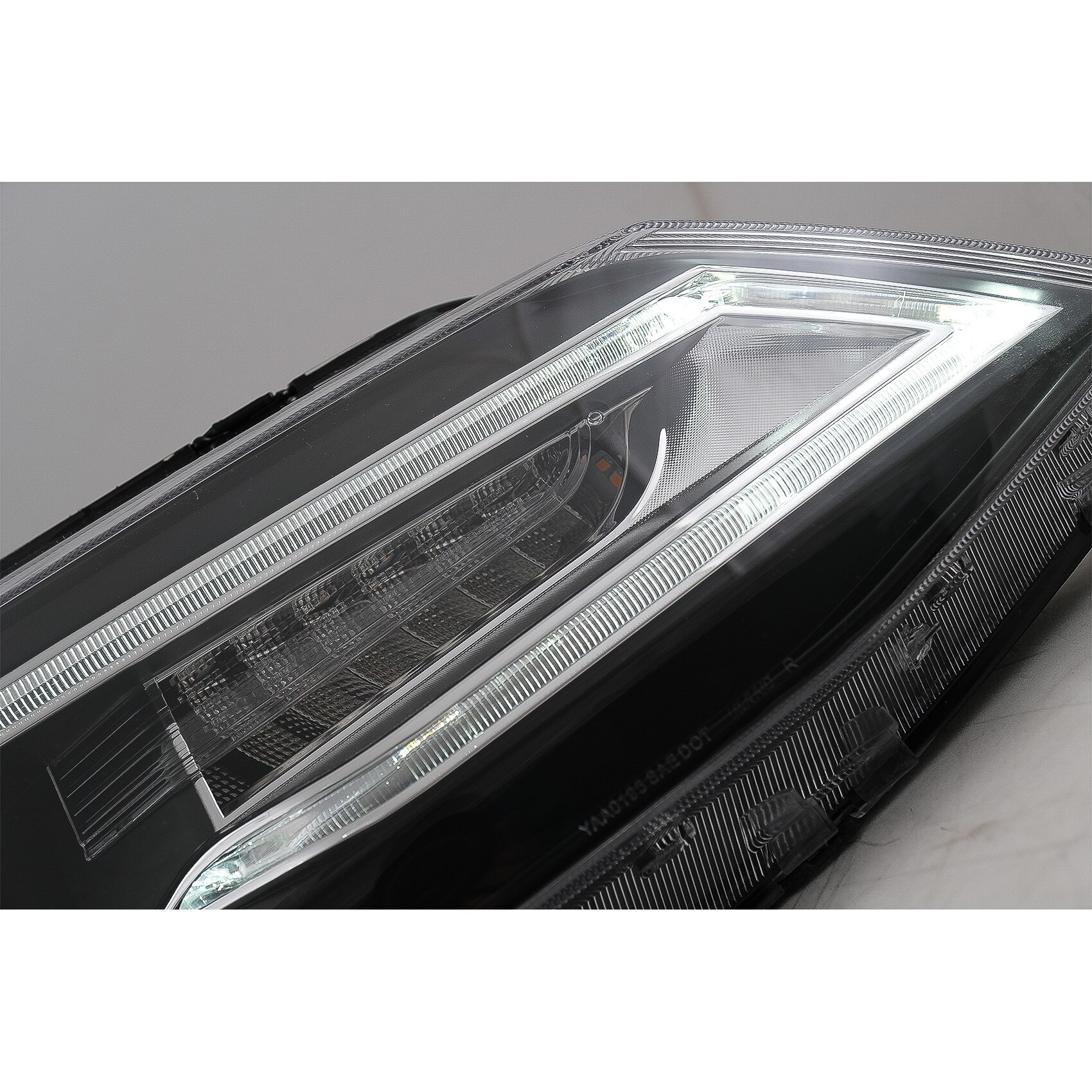 Faruri Led Drl Dual Beam Lens Compatibil Cu Vw Jetta Mk Vi