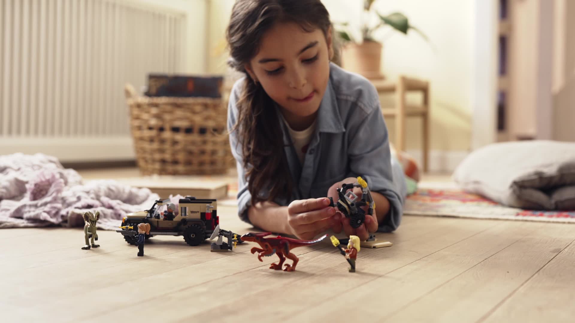 LEGO® Jurassic World - Transport de Piroraptor și Dilophosaurus