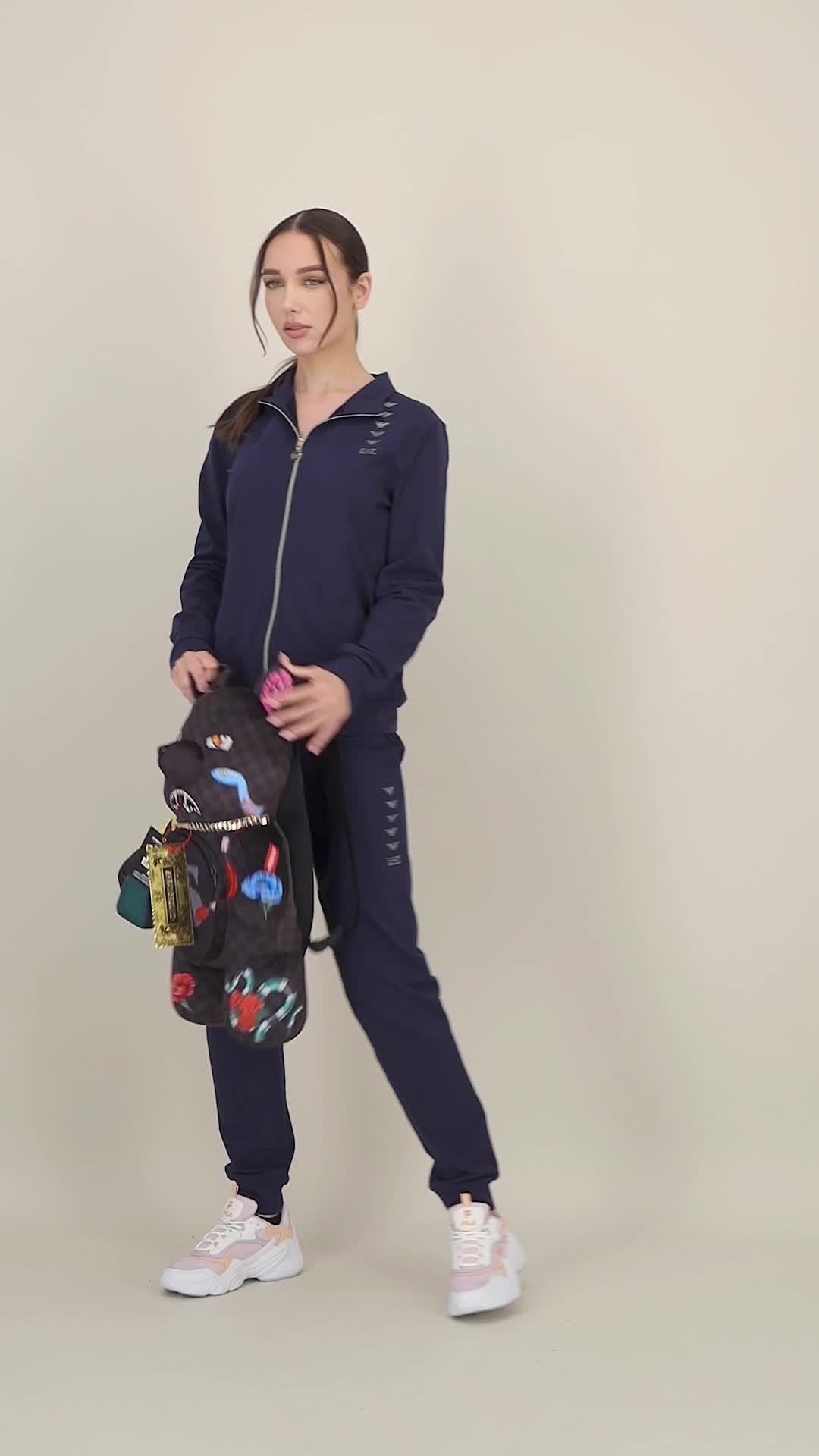 Sprayground, Унисекс раница Snakes On с плюшен дизайн, Черен