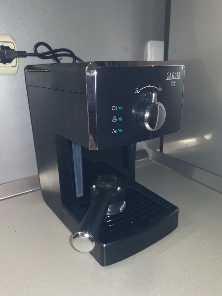 GAGGIA RI843314 MACCHINA CAFFè CIALDE/POLVERE 1025W 1LT VIVACHIC TORTORA