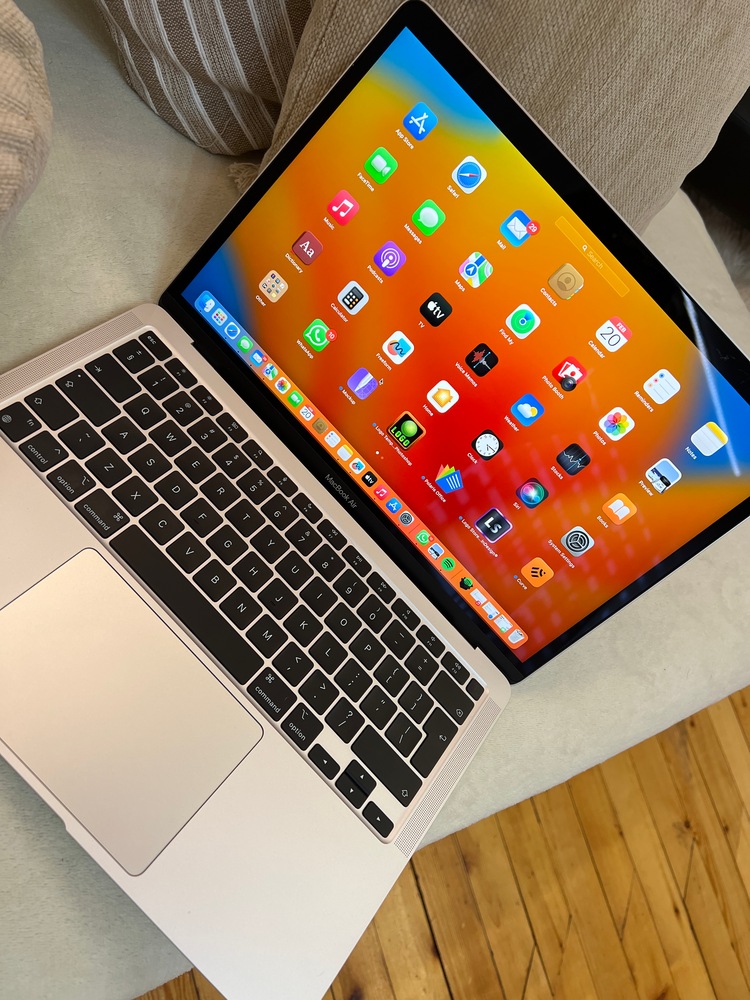 Лаптоп Apple 13.3