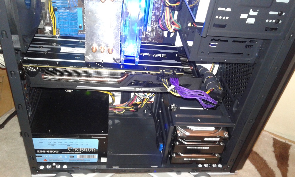 Placa video SAPPHIRE Radeon™ R9 390 NITRO, 8GB GDDR5, 512-bit