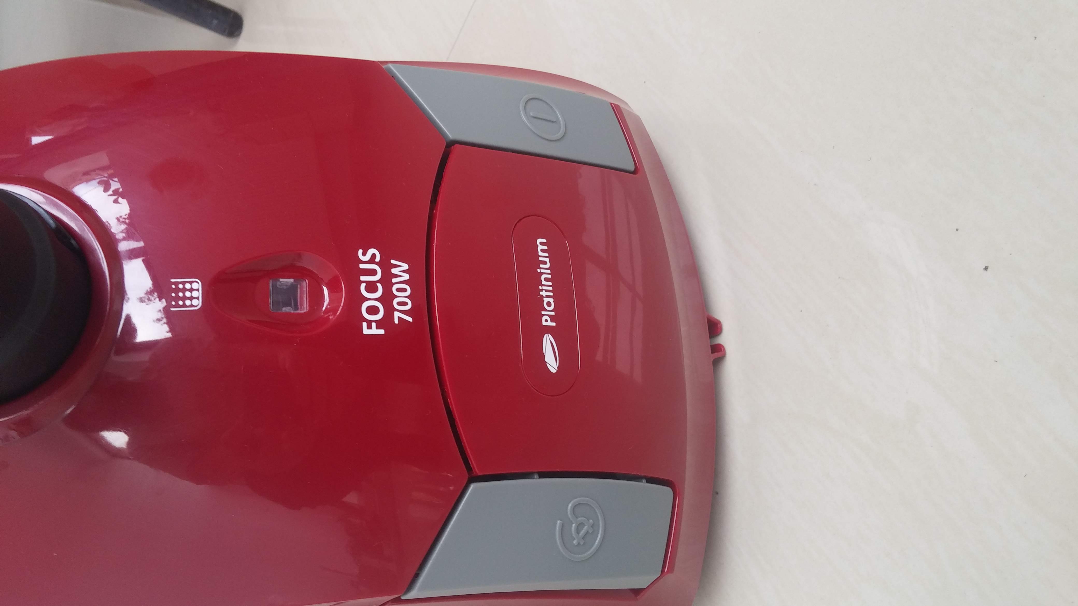 Aspirator cu sac Platinium Focus VC-Y700MS, 1 l, 700W