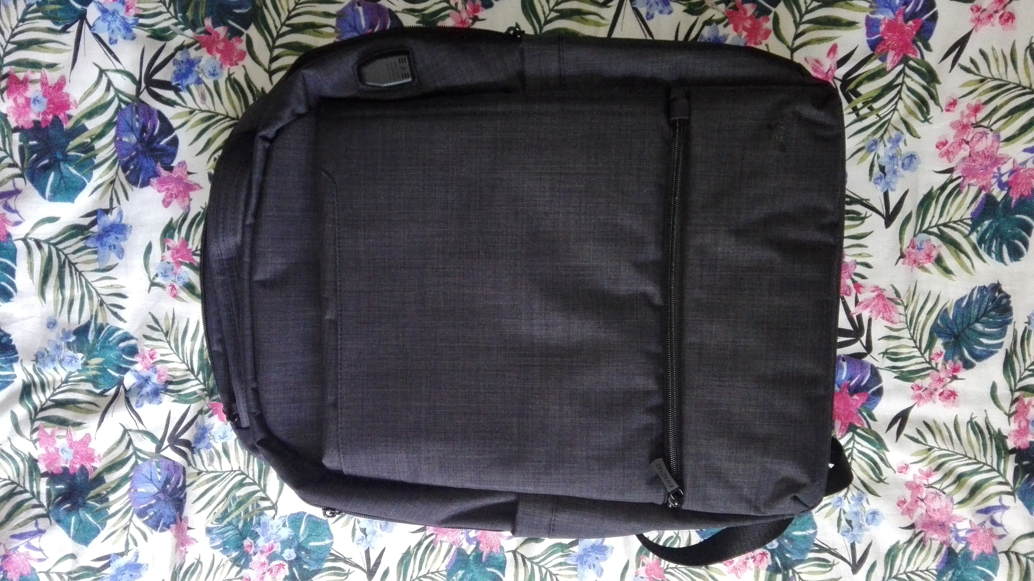 Rucsac laptop RivaCase 8365, USB port, 17.3", Negru