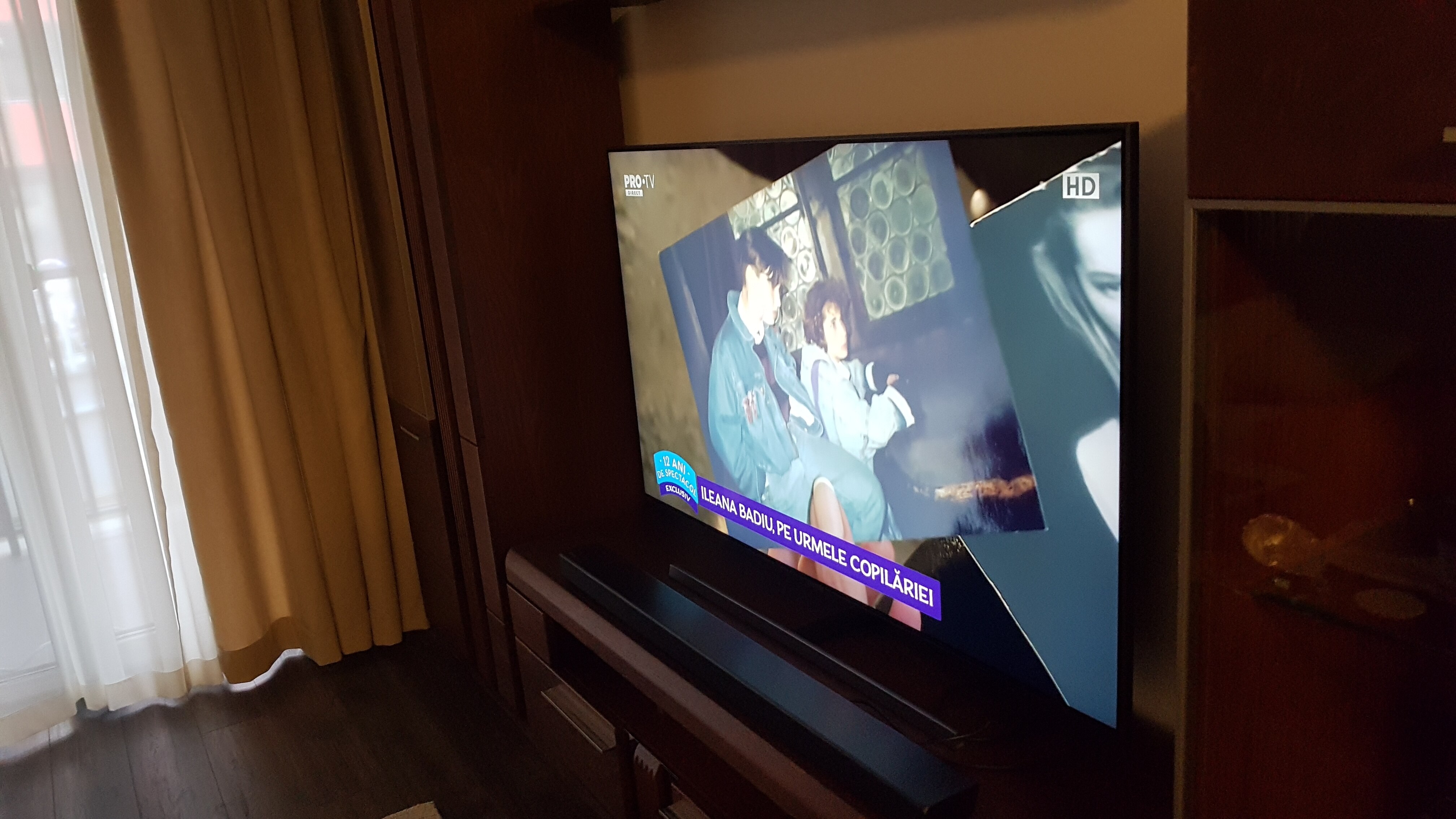 Televizor QLED Smart Samsung, 138 cm, 55Q80RA, 4K Ultra HD, Clasa B