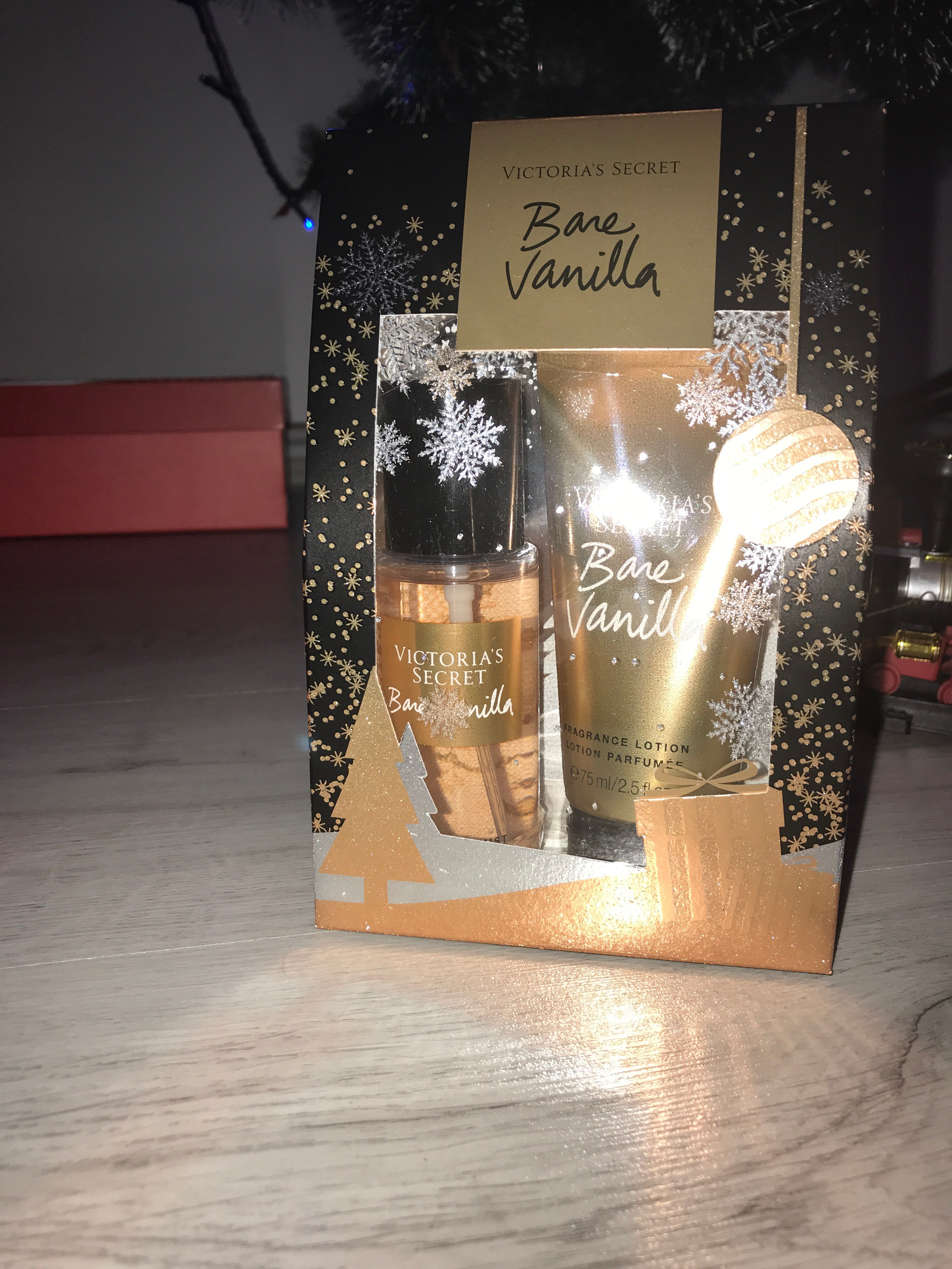 Set cadou Victoria Secret, Bare Vanilla gift set, spray corp 75 ml