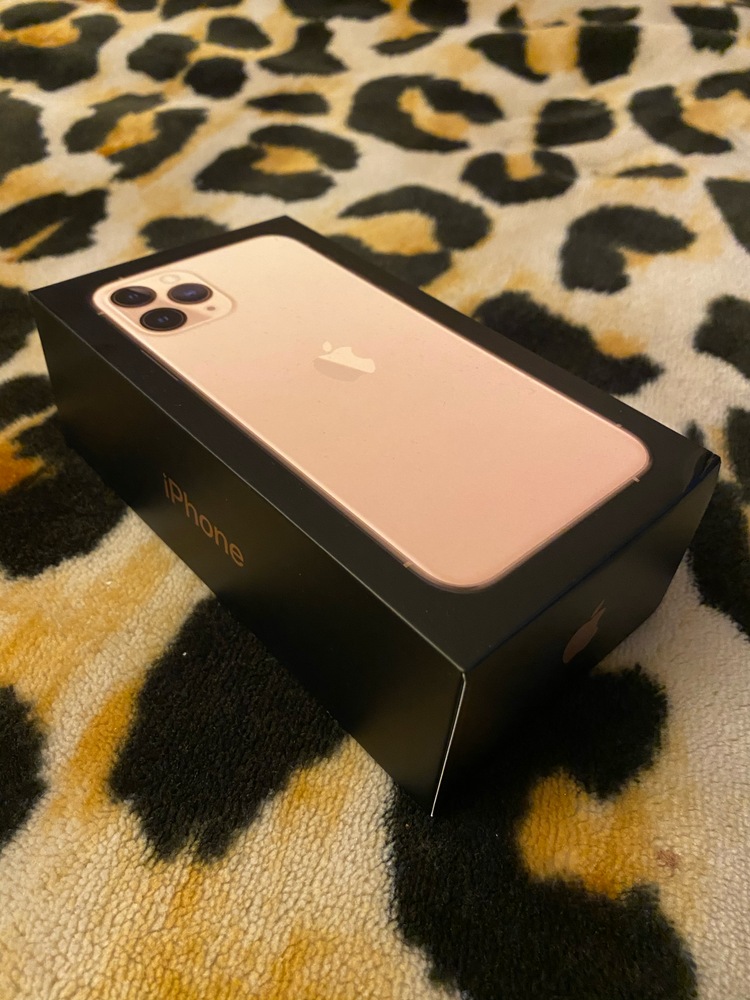 Telefon mobil Apple iPhone 11 Pro, 512GB, Gold - eMAG.ro