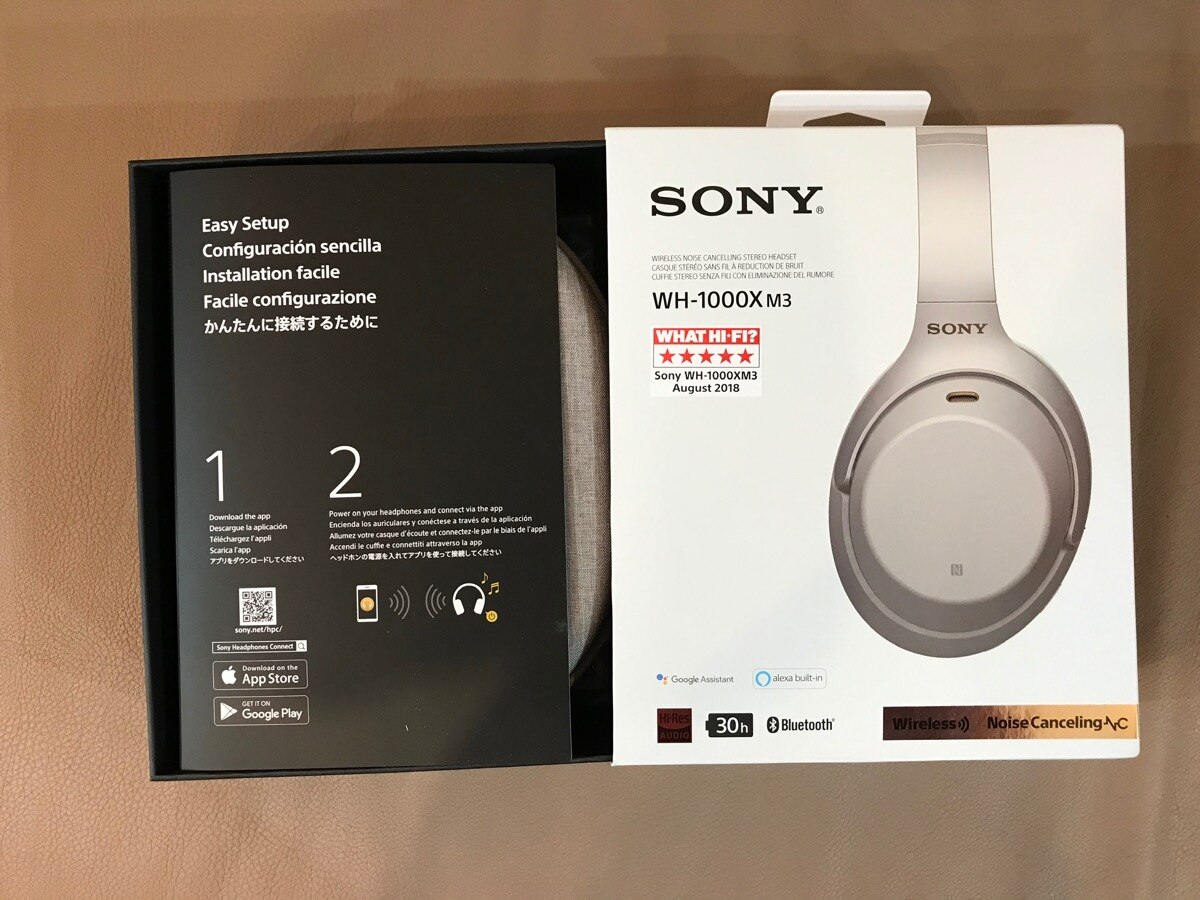 Casti Over the Ear Sony WH-1000XM3B, Wireless, Bluetooth, Noise
