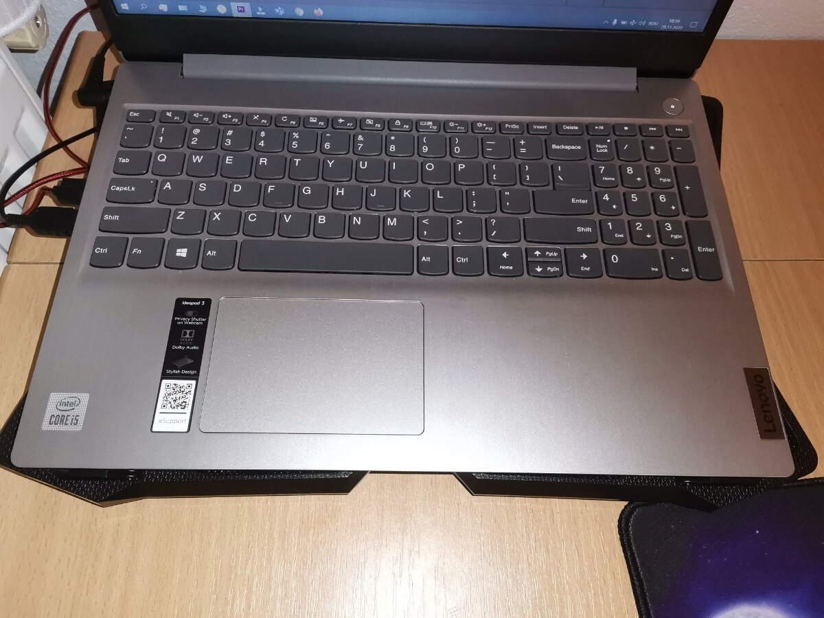 Laptop Lenovo IdeaPad 3 15IIL05 cu procesor Intel® Core™ i5-1035G1 pana la 3.60 GHz, 15.6", Full HD, 4GB, 512GB SSD, Intel® UHD Graphics, Free DOS, Platinum Grey