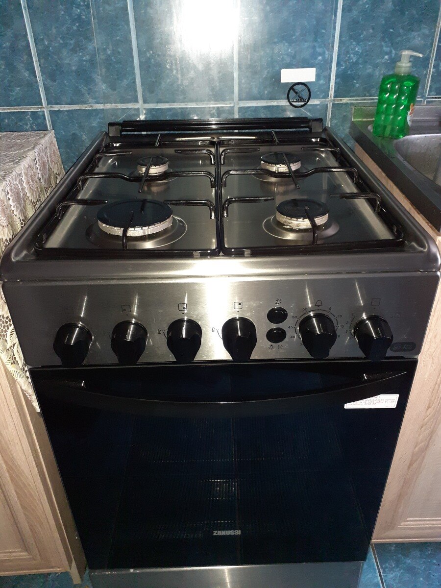 Aragaz Zanussi ZCG512G1XA, Gaz, 4 Arzatoare, Aprindere electrica  plita/cuptor, Grill, Rotisor, 50 cm, Inox - eMAG.ro