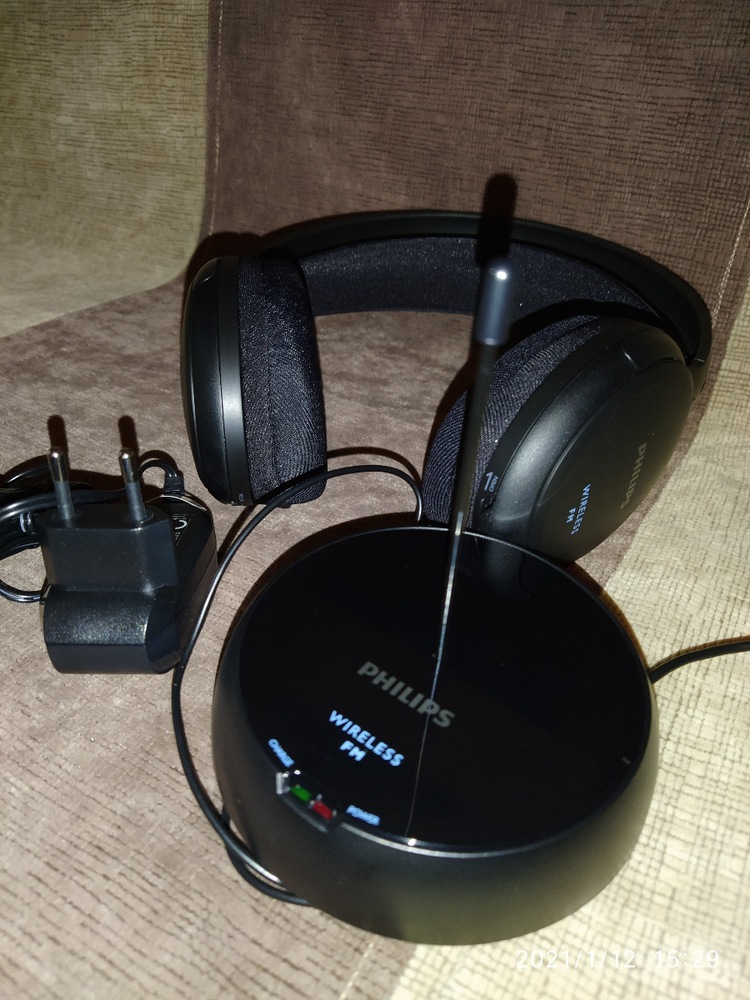 tempo Time Tom Audreath Casti on-ear wireless PHILIPS SHC5200/10 cu atasare pe ureche, Negru - eMAG.ro tempo Time Tom Audreath Casti on-ear wireless PHILIPS SHC5200/10 cu atasare pe ureche, Negru - eMAG.ro