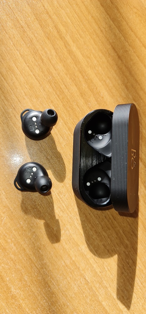 Casti Audio Sport In Ear Bang & Olufsen Beoplay E8 Sport