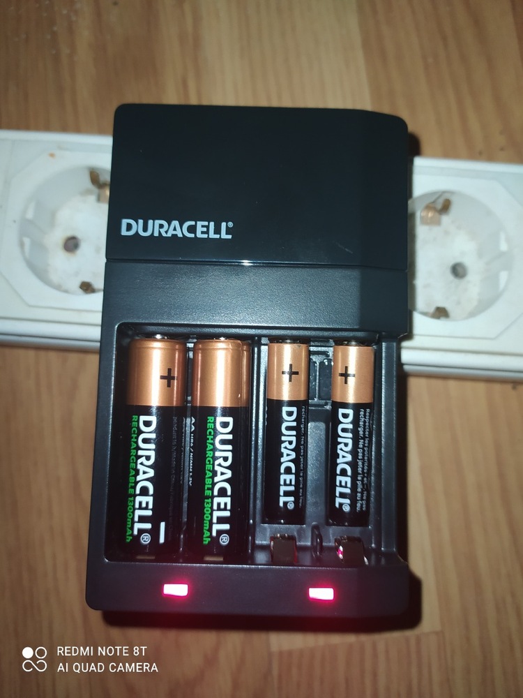 DURACELL - DU101 - Caricabatterie charger cef 14 (4 ore) con 2 aa+2aaa  value - 5000394118577