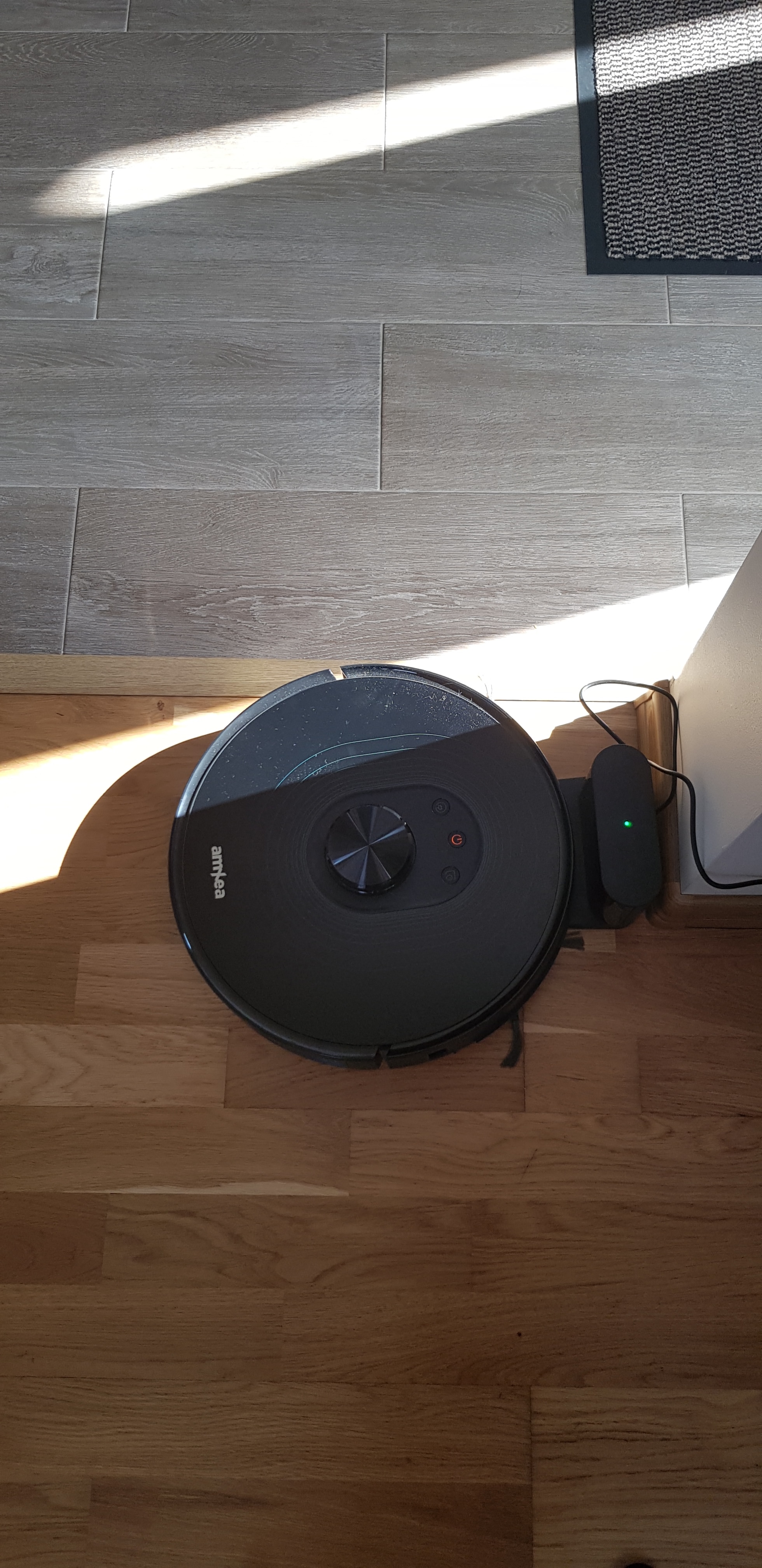 Aspirator robot amXea L8 Alb, 1900-2700Pa, navigare laser LDS, smart memory, Wi-Fi app, multi-suprafete, curatare umeda si uscata, senzor distanta si perete, senzori anti-cadere si anti-coliziune