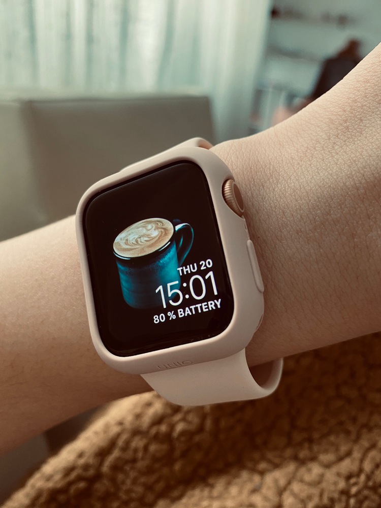 Apple Watch 5, GPS, Carcasa Gold Aluminium 40mm, Pink Sand Sport