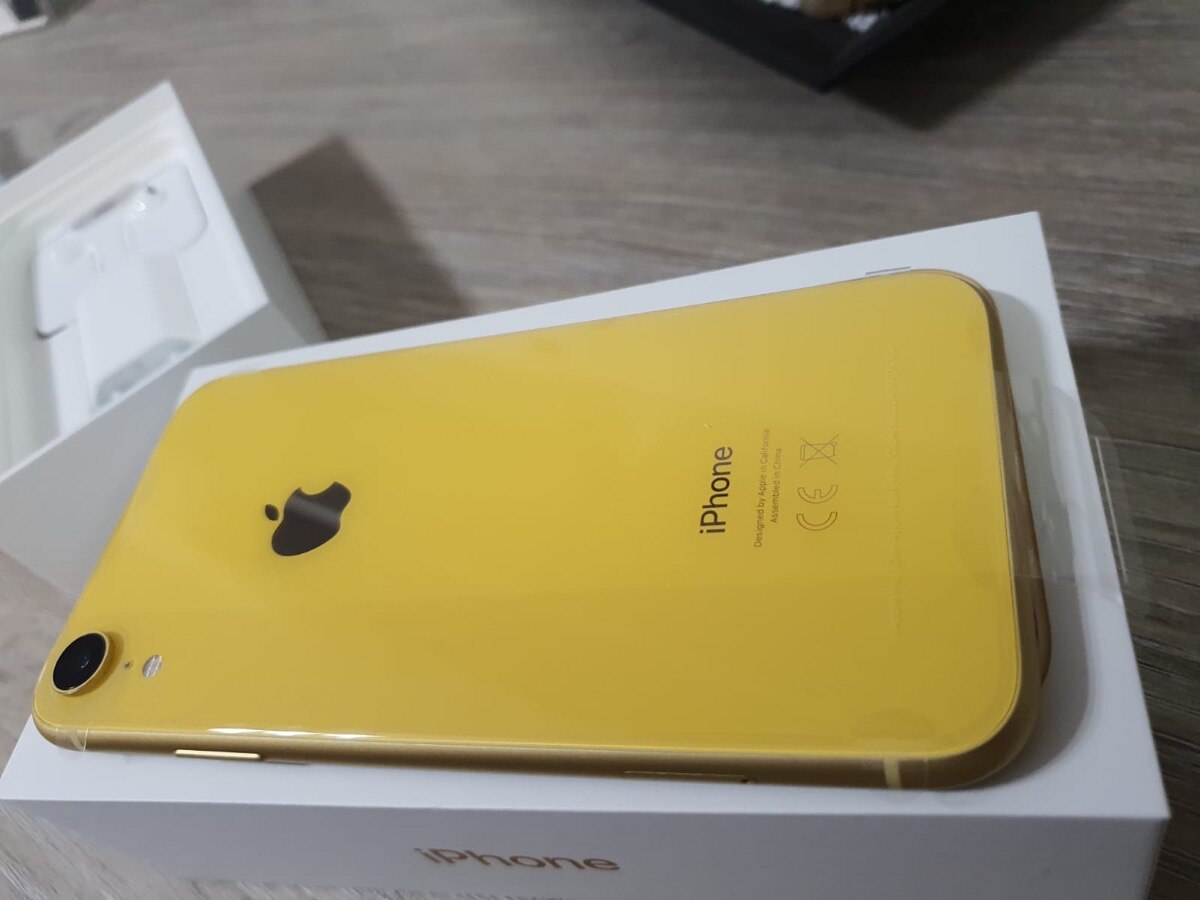 Telefon mobil Apple iPhone XR, 64GB, Yellow - eMAG.ro