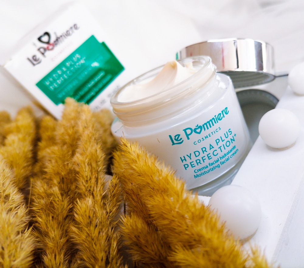 cremă anti-îmbătrânire cu peptide siloxanice