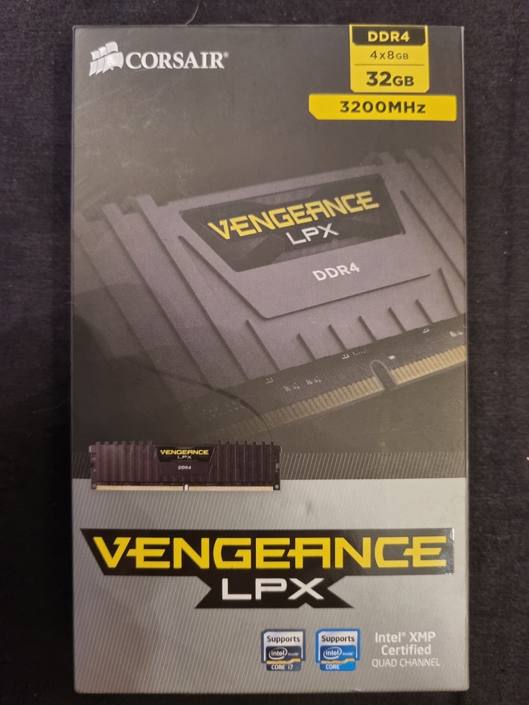 メモリー Corsair Vengeance LPX 32GB DDR4 3200MHz Corsair Vengeance LPX 128GB DDR4 2666MHz Memory Kit 8x16GB