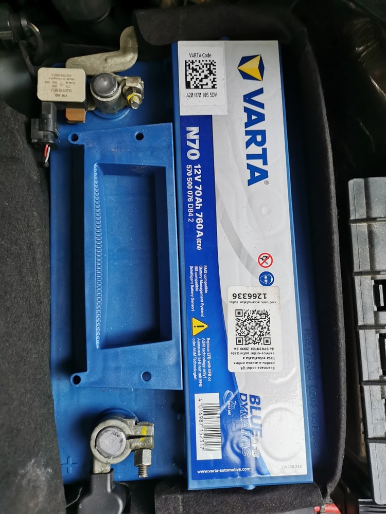 Baterie auto Varta Blue EFB, 70Ah, EN 760A, 278x175x190, start - stop 