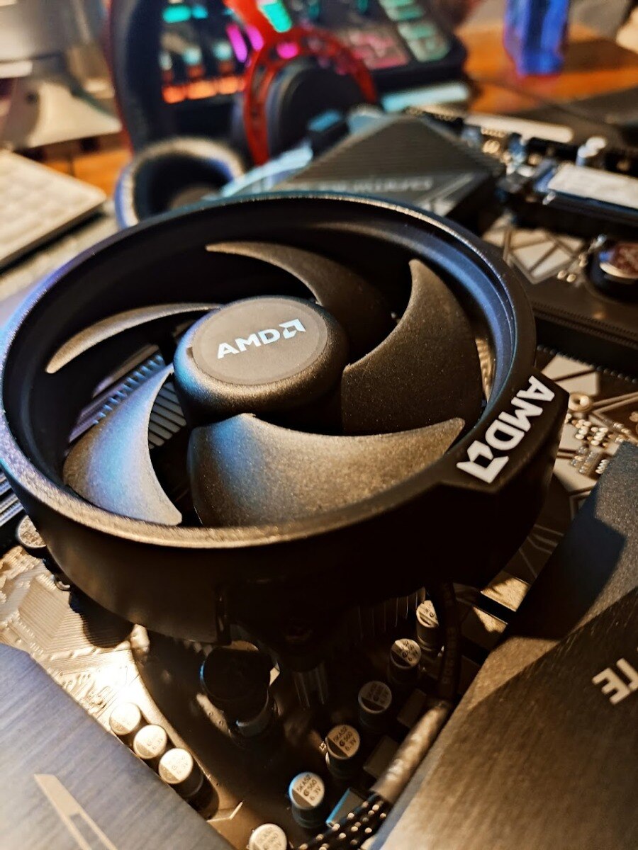 Procesor AMD Ryzen™ 7 5700G, 20MB, 3.8GHz, Socket AM4, Wraith