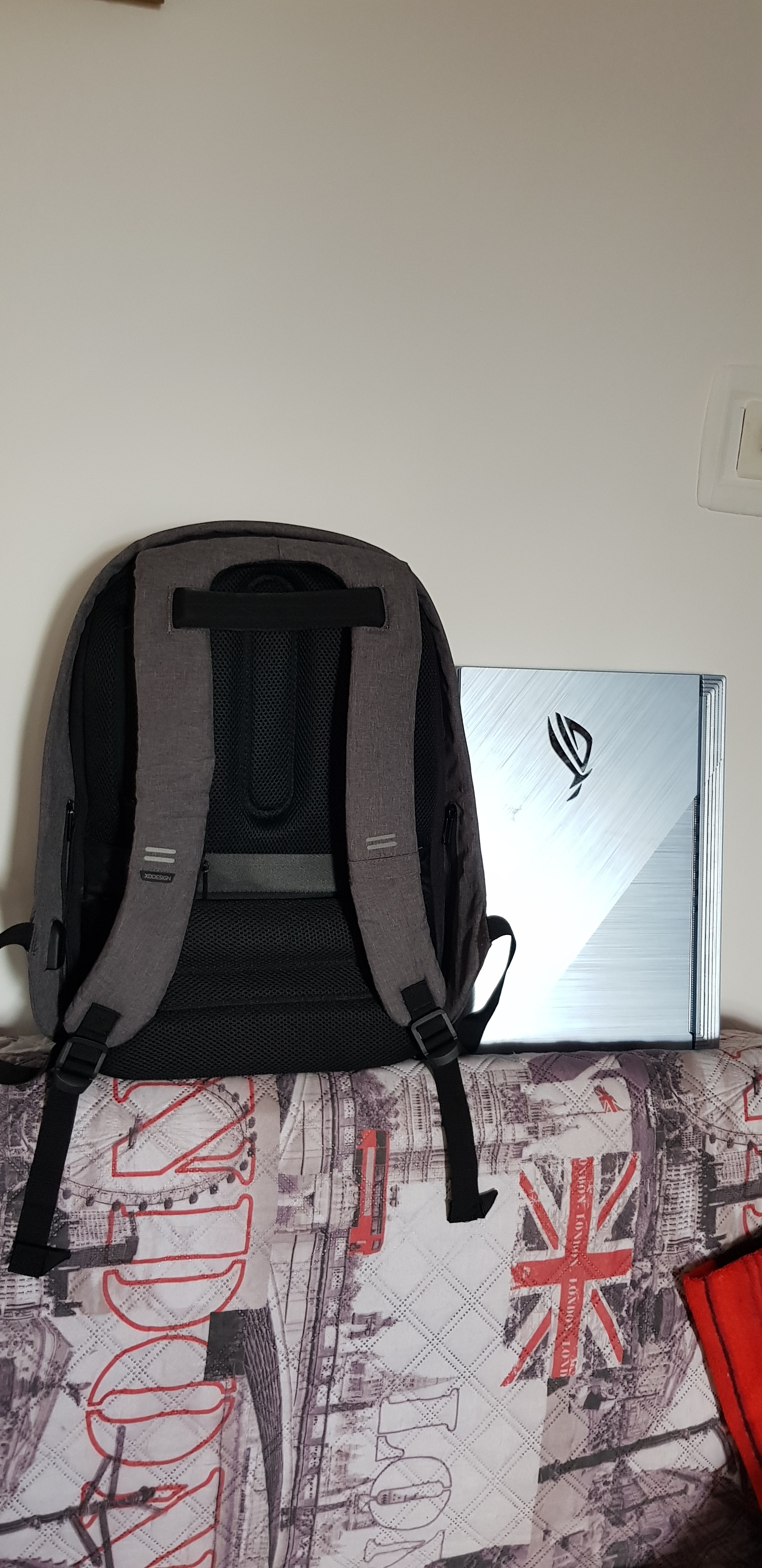 Rucsac Laptop Antifurt, Bobby Hero XL, 17 inch, Gri