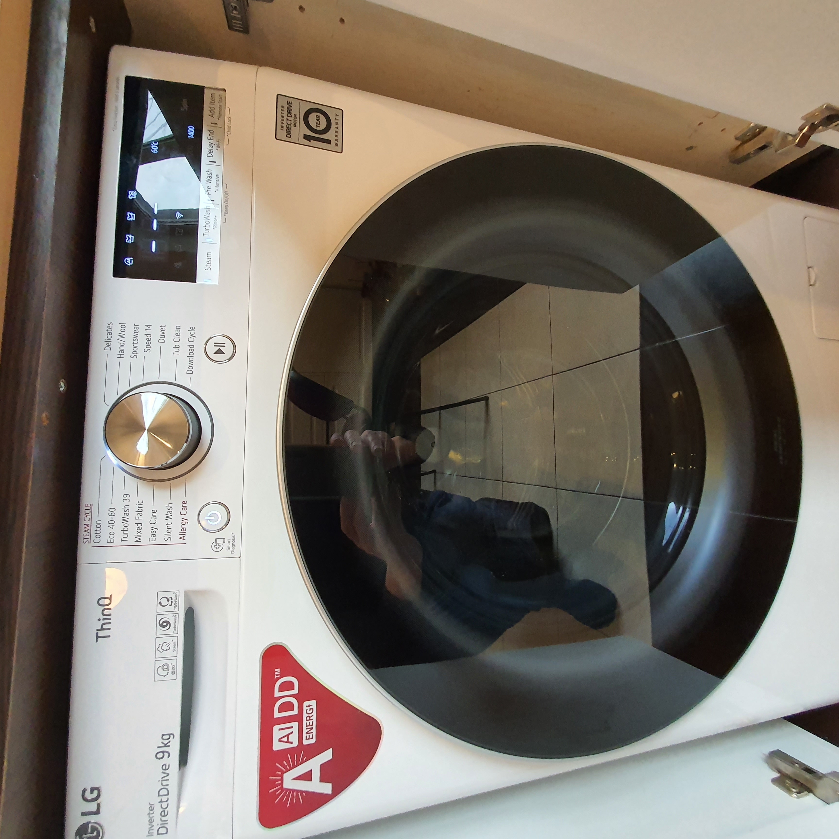 Masina de spalat rufe LG F4WV709S1E, Tehnologia AI DD™, TurboWash 360™, Steam, SmartThinQ™, 9 kg, Clasa A, 1400 rpm, Alba