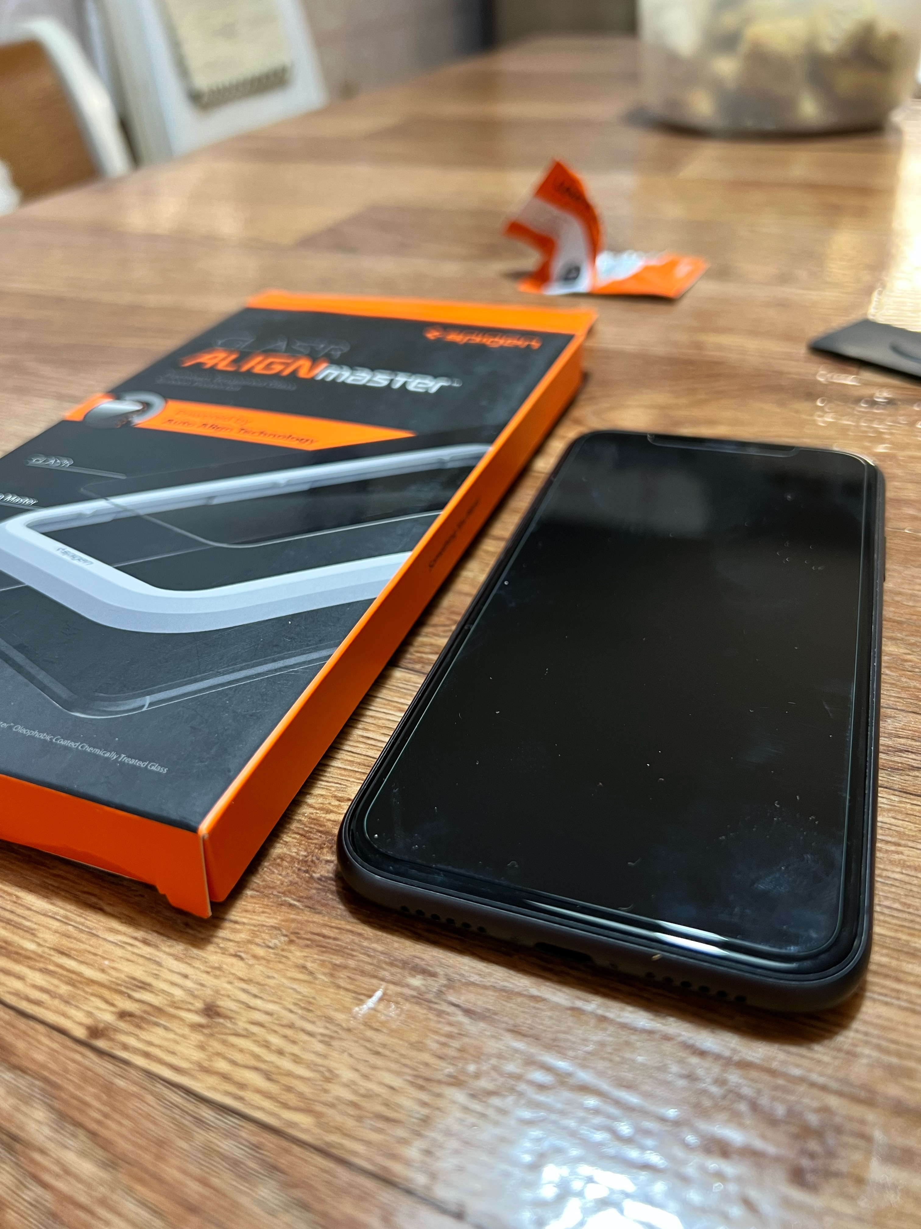 Set 2 folii de protectie Spigen Alm Glas.Tr Slim 2-Pack pentru iPhone 11