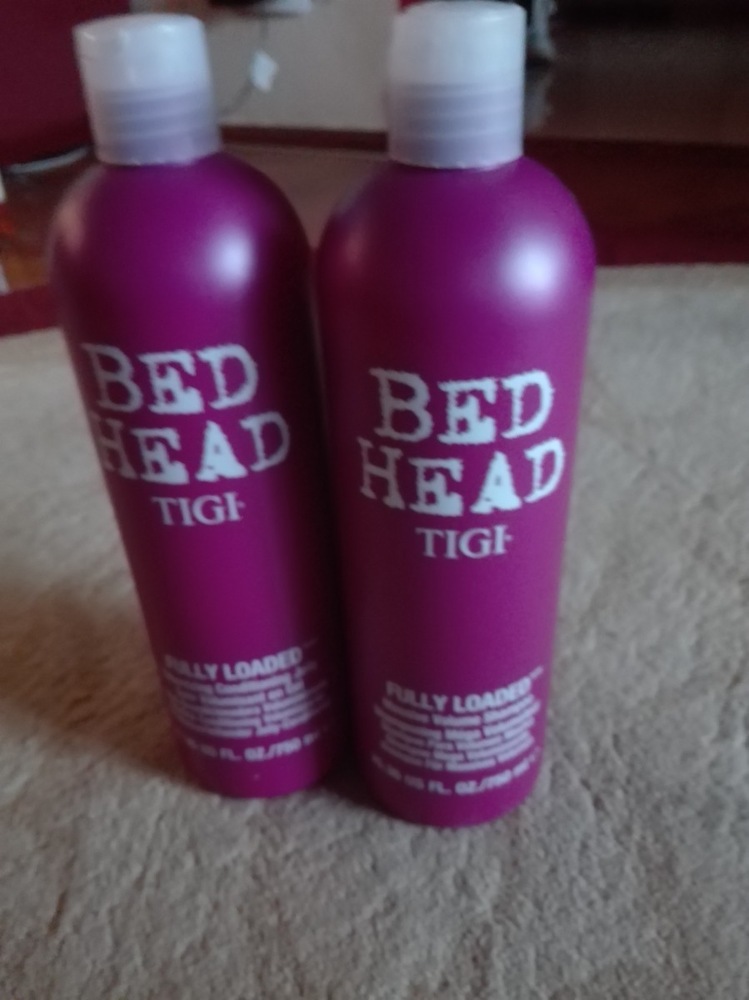 Set ingrijire par Tigi Bed Head Fully Loaded pentru volum: Sampon, 750 ml +  Balsam, 750 ml 