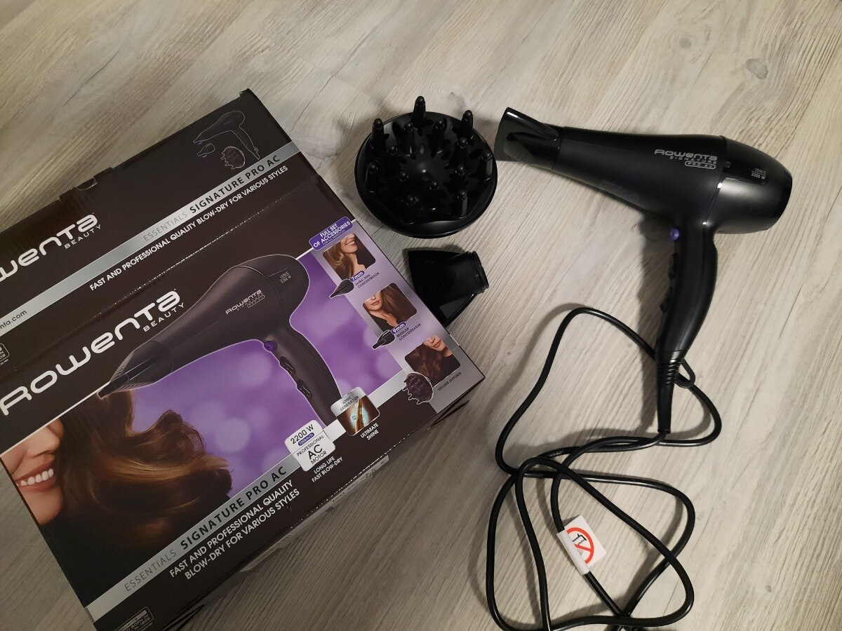 Uscator de par Rowenta Signature Pro AC CV7840, 2200W, motor profesional AC,  2 concentratoare, difuzor, CoolShot, 6 setari viteza si temperatura, Negru  - eMAG.ro