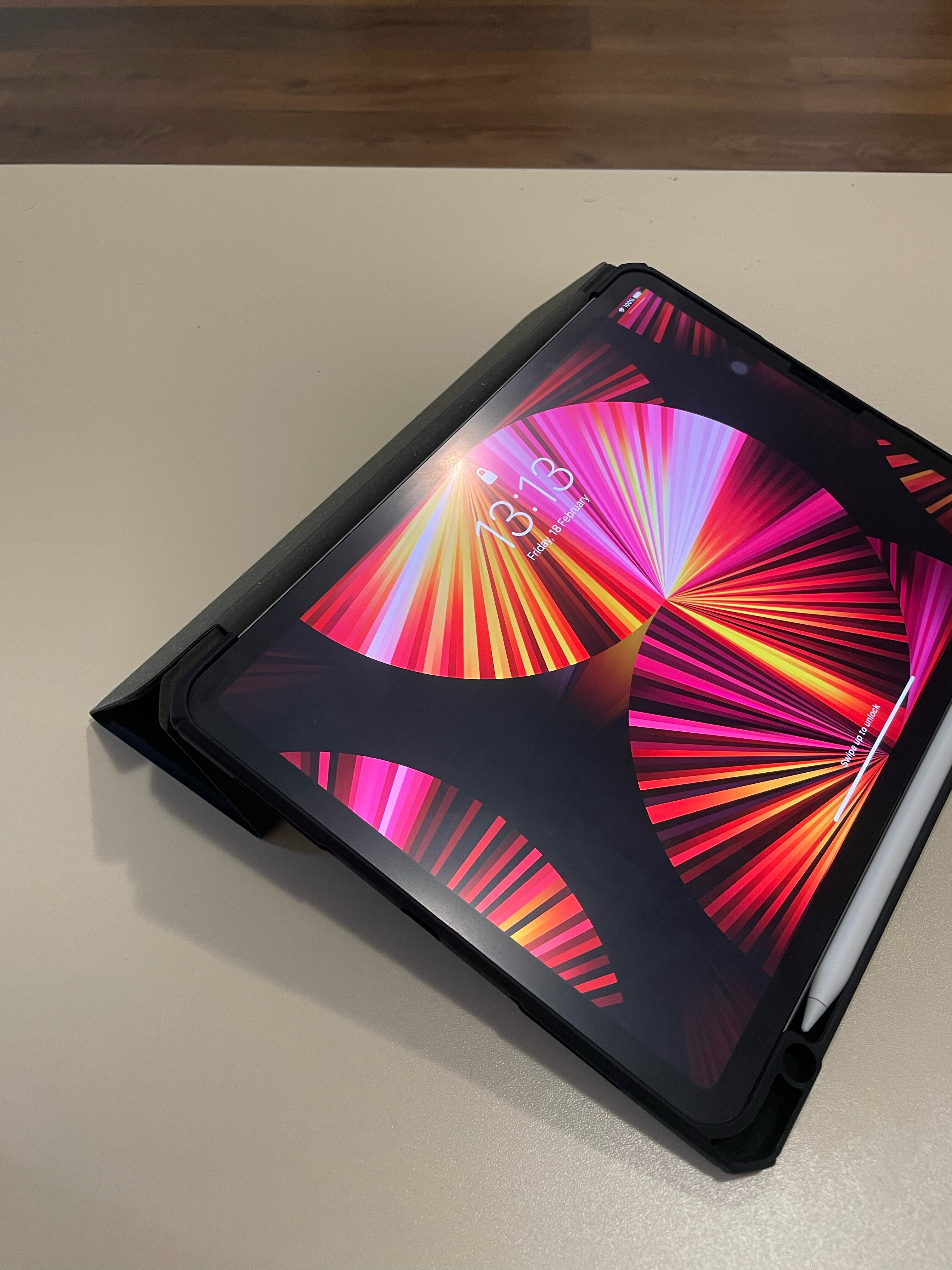 Husa inteligenta DuxDucis, Compatibil cu iPad Pro 11'' 2021, Apple Pencil, Negru