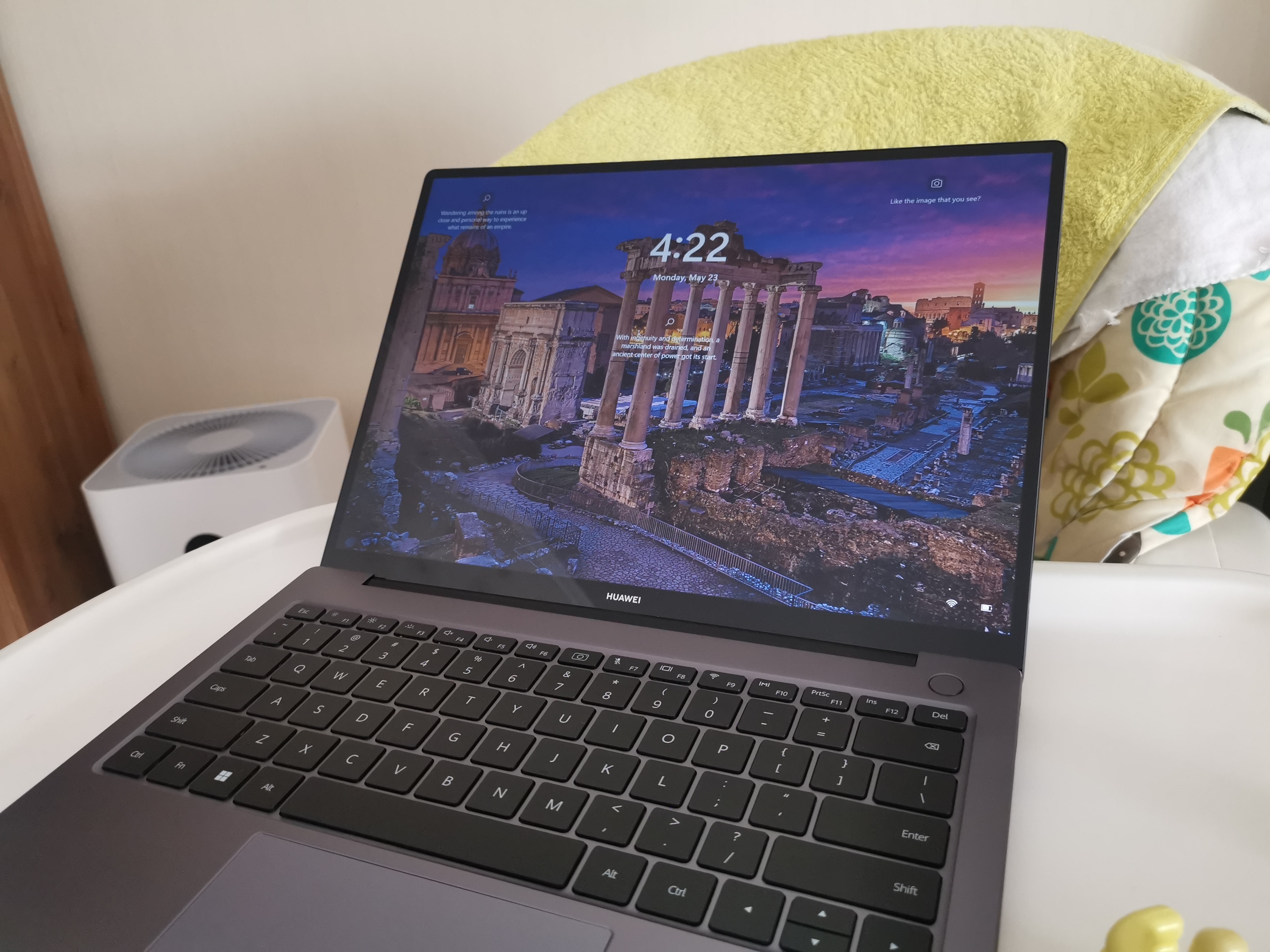 Laptop Huawei MateBook 14, Intel® Core™ i5-1135G7 pana la 4.20 GHz pana la 4.8GHz, 14" 2K, 16GB, SSD 512GB, Intel Iris Xe, Windows 11 Home, Gray