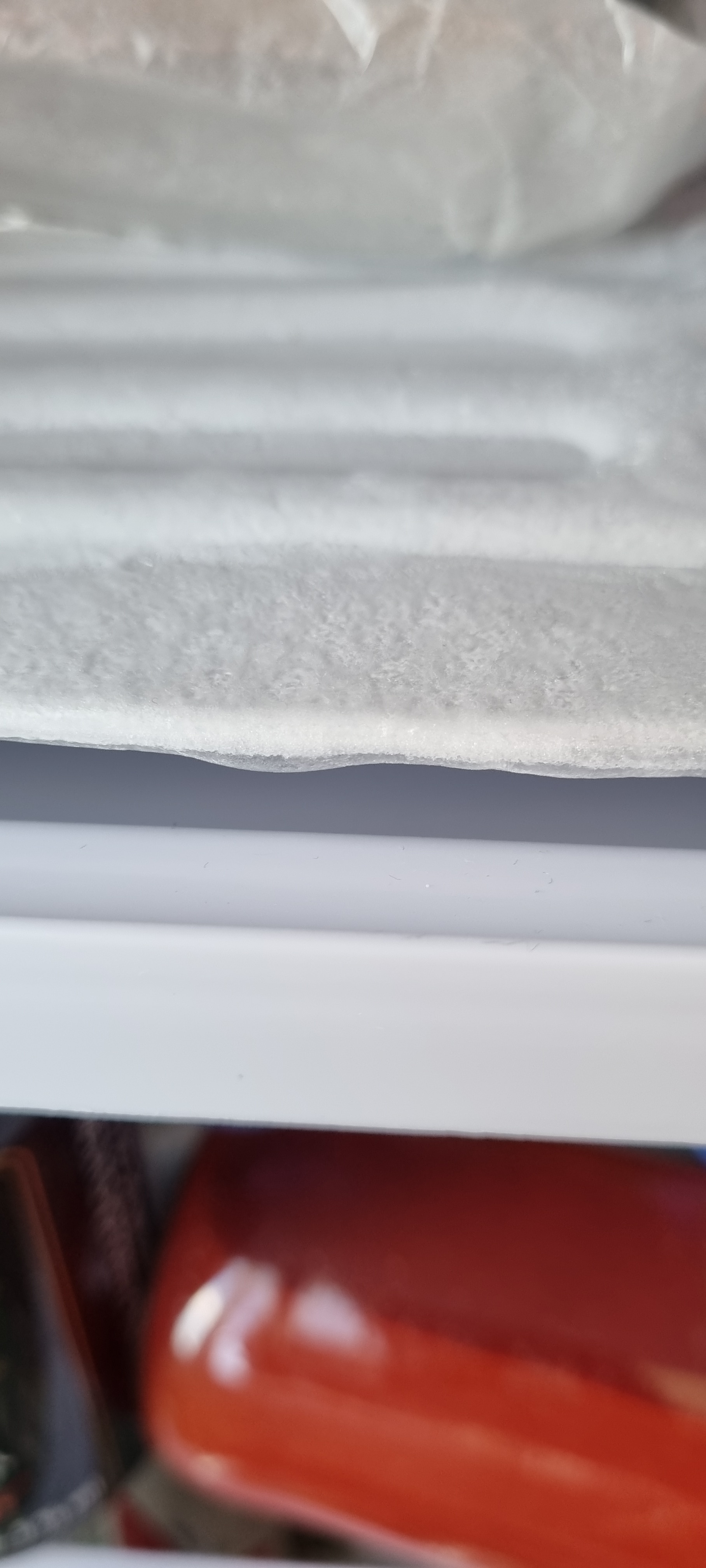 Mini bar Crown CM-68B, 68 litri, Răcire statică, F, Negru