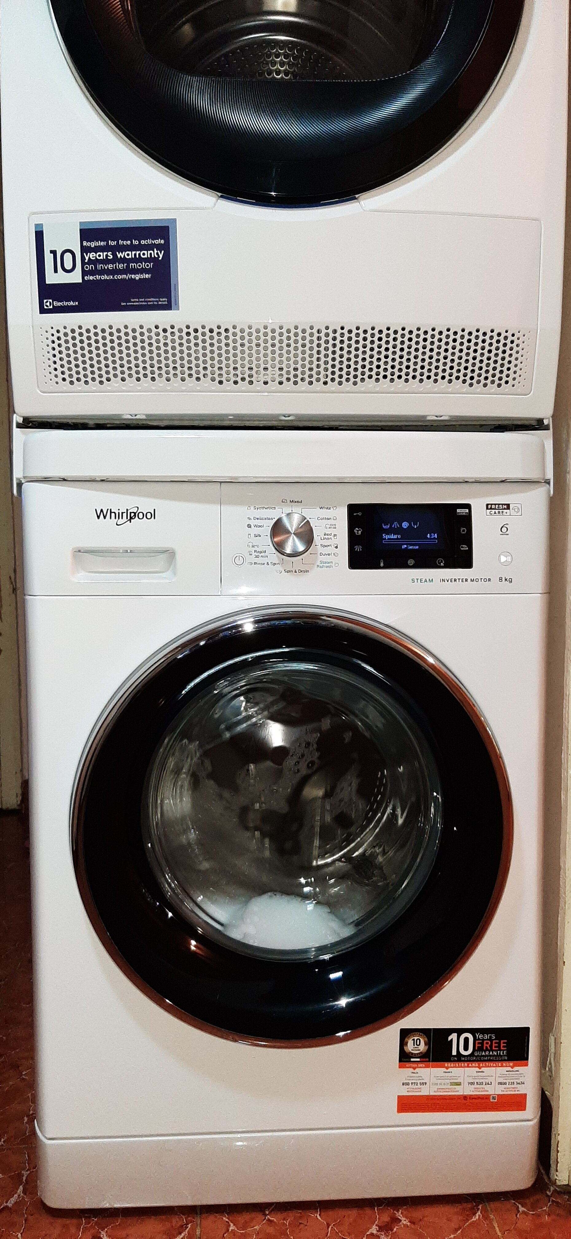 Masina de spalat rufe Whirlpool FreshCare+ FFD8458BCVEE, 8kg, 1400 RPM, Clasa B, Steam Refresh, Steam Hygiene, Tehnologia al-6lea Simt, Motor Inverter, Display LCD, Alb