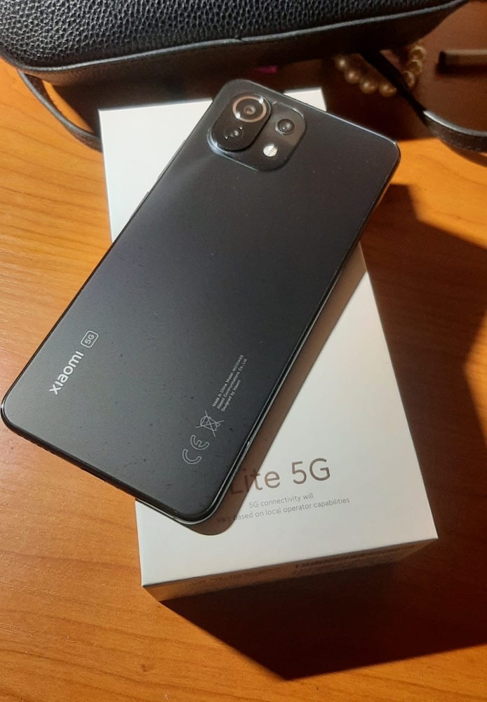 Telefon mobil Xiaomi 11 Lite New Edition, Dual SIM, 6GB RAM, 128GB