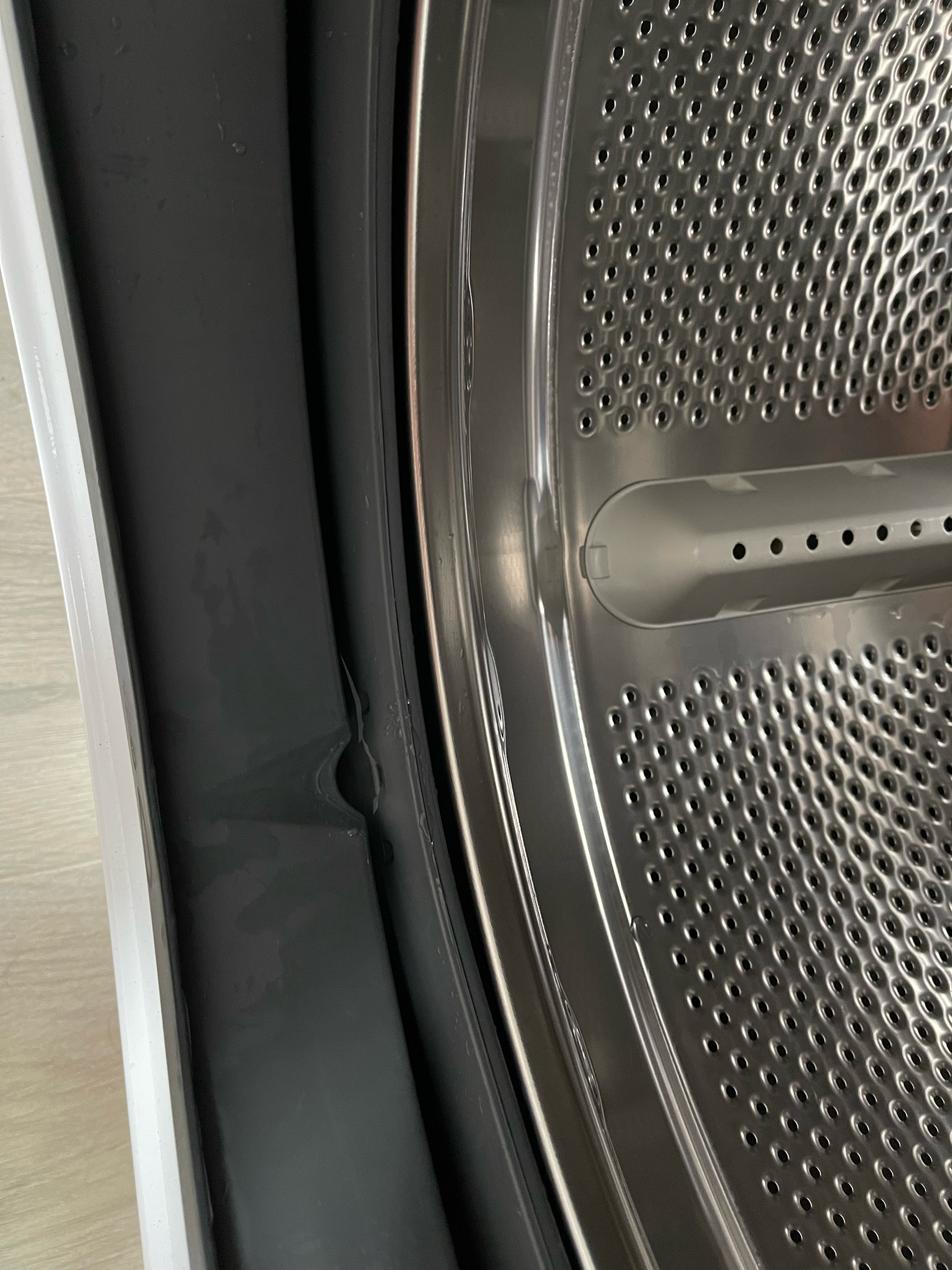 Masina de spalat rufe Whirlpool FreshCare+ FFD8458BCVEE, 8kg, 1400 RPM, Clasa B, Steam Refresh, Steam Hygiene, Tehnologia al-6lea Simt, Motor Inverter, Display LCD, Alb