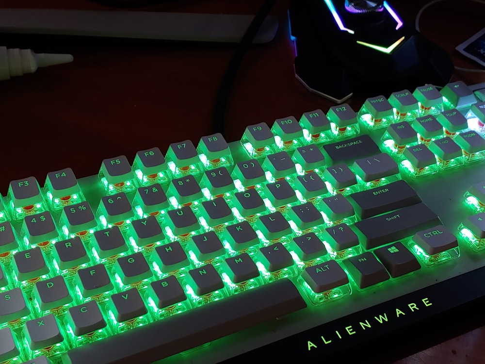 Tastatura mecanica gaming Alienware 510K, Iluminare RGB, Taste