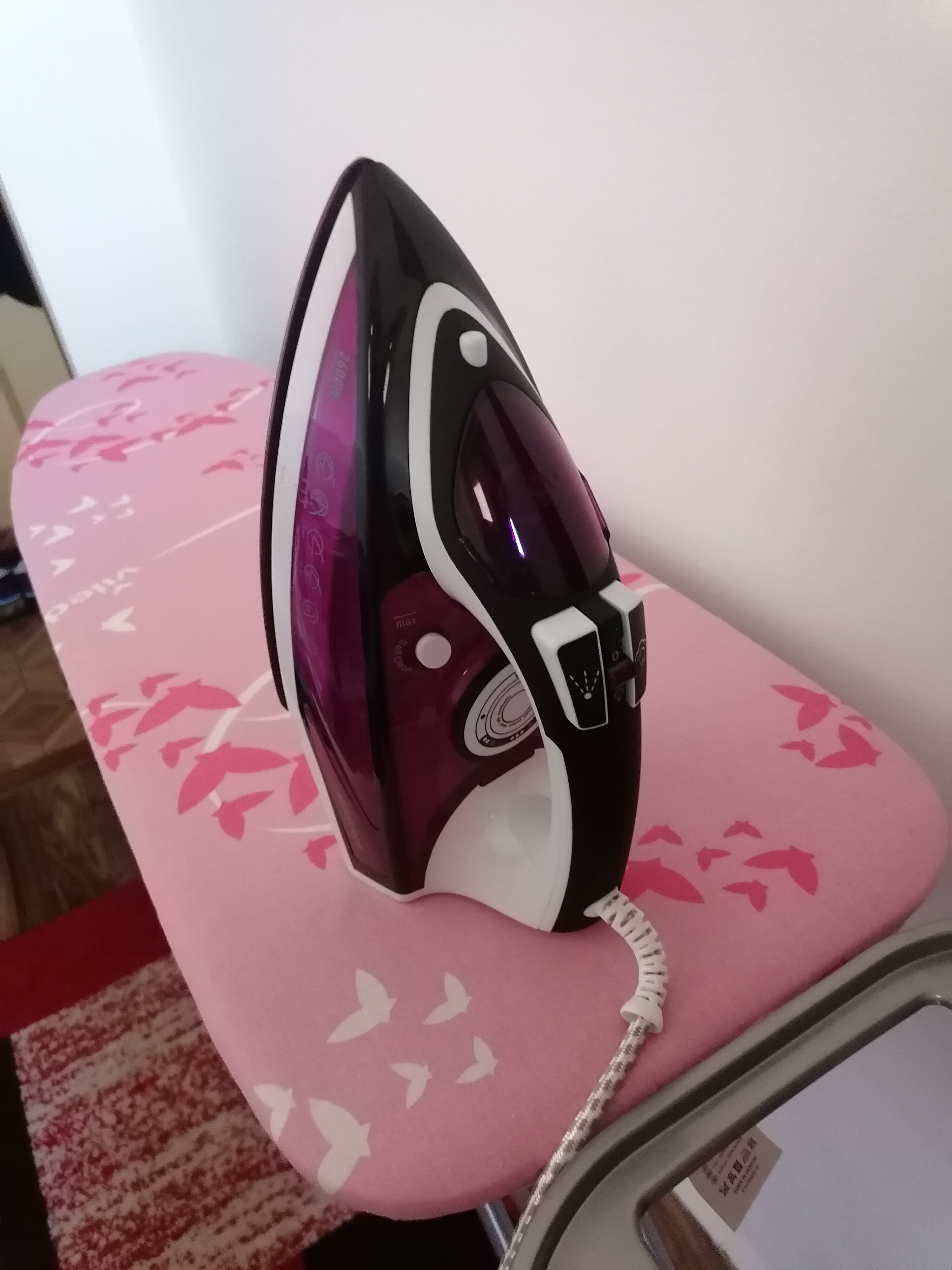 Fier de calcat Albatros Fuchsia Talpa ceramica 2600W, rez 450 ml