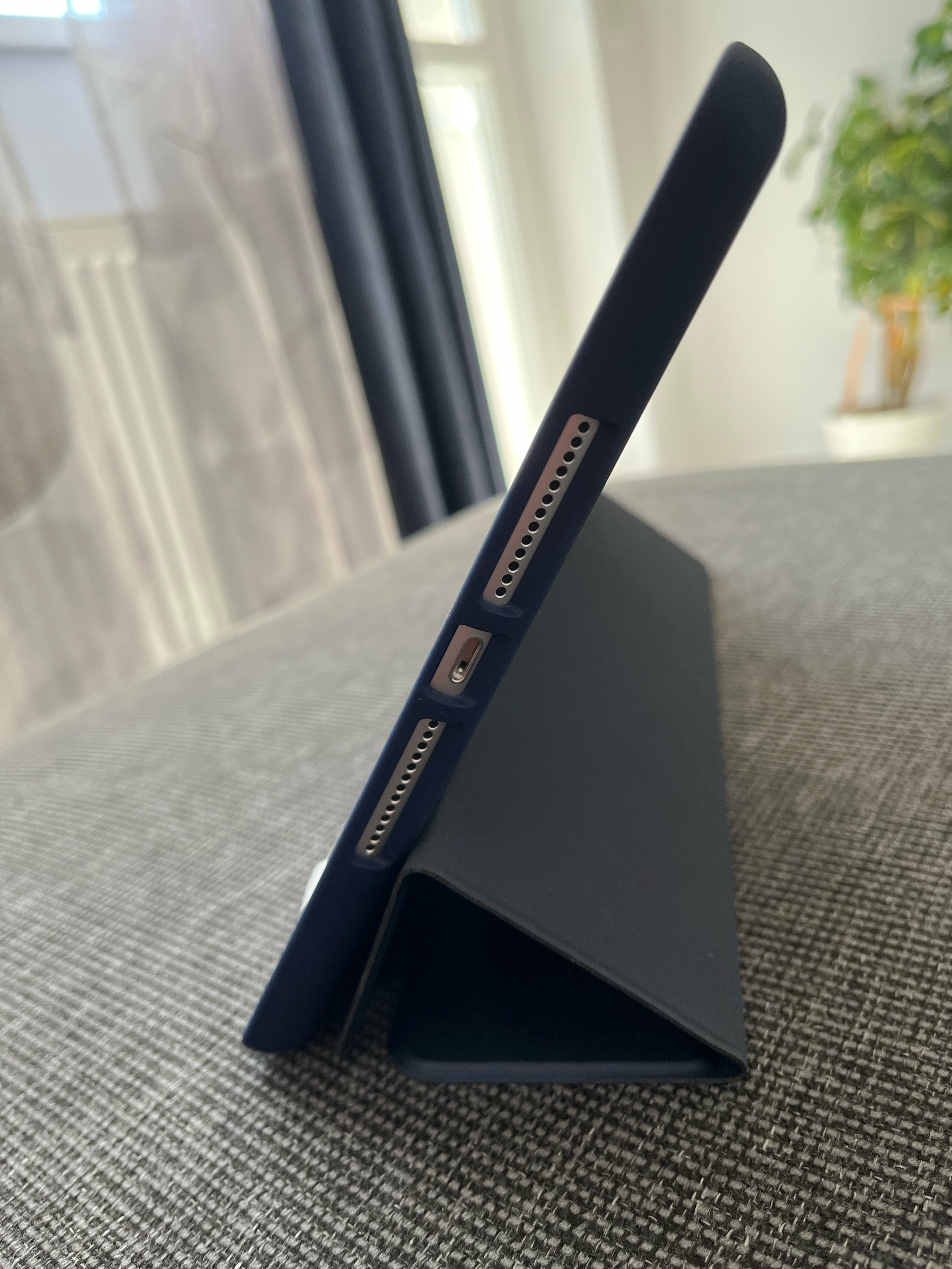 Husa Tech-Protect Smartcase Pen compatibila cu iPad 10.2 inch (2019/2020/2021) Navy Blue