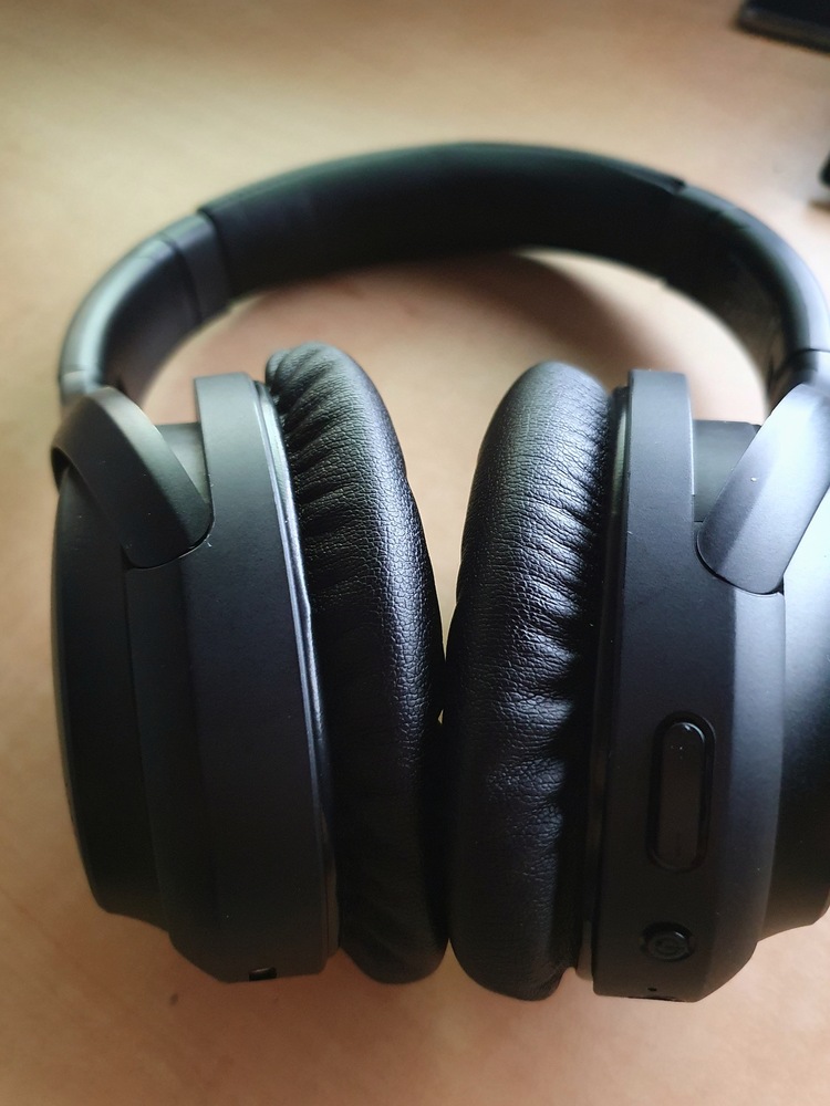 TaoTronics TT-BH090 Cuffie Bluetooth ANC Over-Ear – Piega, Microfono E Nero