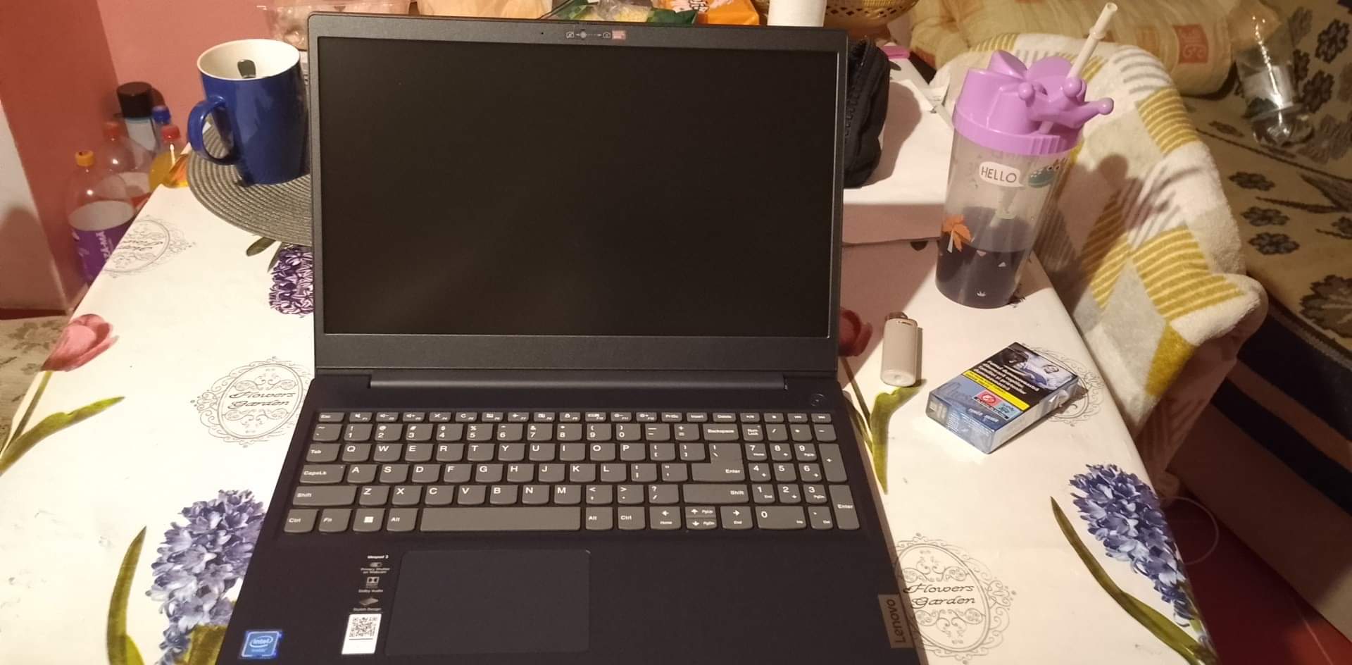 Laptop Lenovo IdeaPad 3 15IGL05 cu procesor Intel® Celeron® N4120 pana la 2.60 GHz, 15.6'', HD, 4GB, 256GB SSD, Intel UHD Graphics 600, Free DOS, Abyss Blue