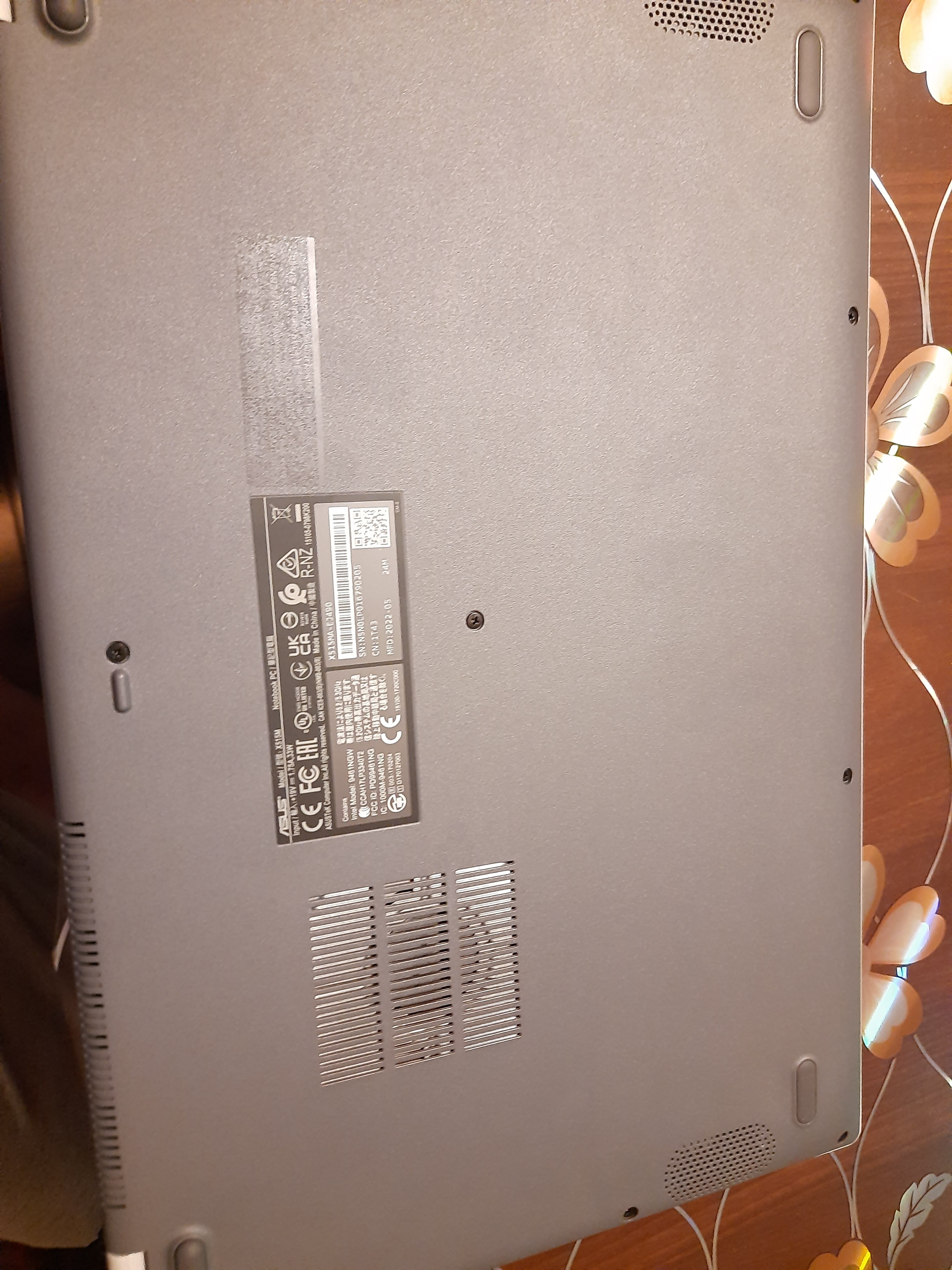 Laptop ASUS X515MA cu procesor Intel® Celeron® N4020 pana la 2.80 GHz, 15.6", Full HD, 4GB, 256GB SSD, Intel® UHD Graphics 600, No OS, Transparent Silver