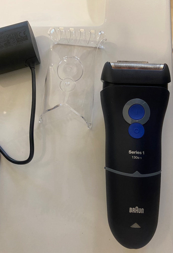 Summon Oppressor create Aparat de ras electric Braun Series 1 130s, Lavabil, SmartFoil, Negru - eMAG.ro Summon Oppressor create Aparat de ras electric Braun Series 1 130s, Lavabil, SmartFoil, Negru - eMAG.ro