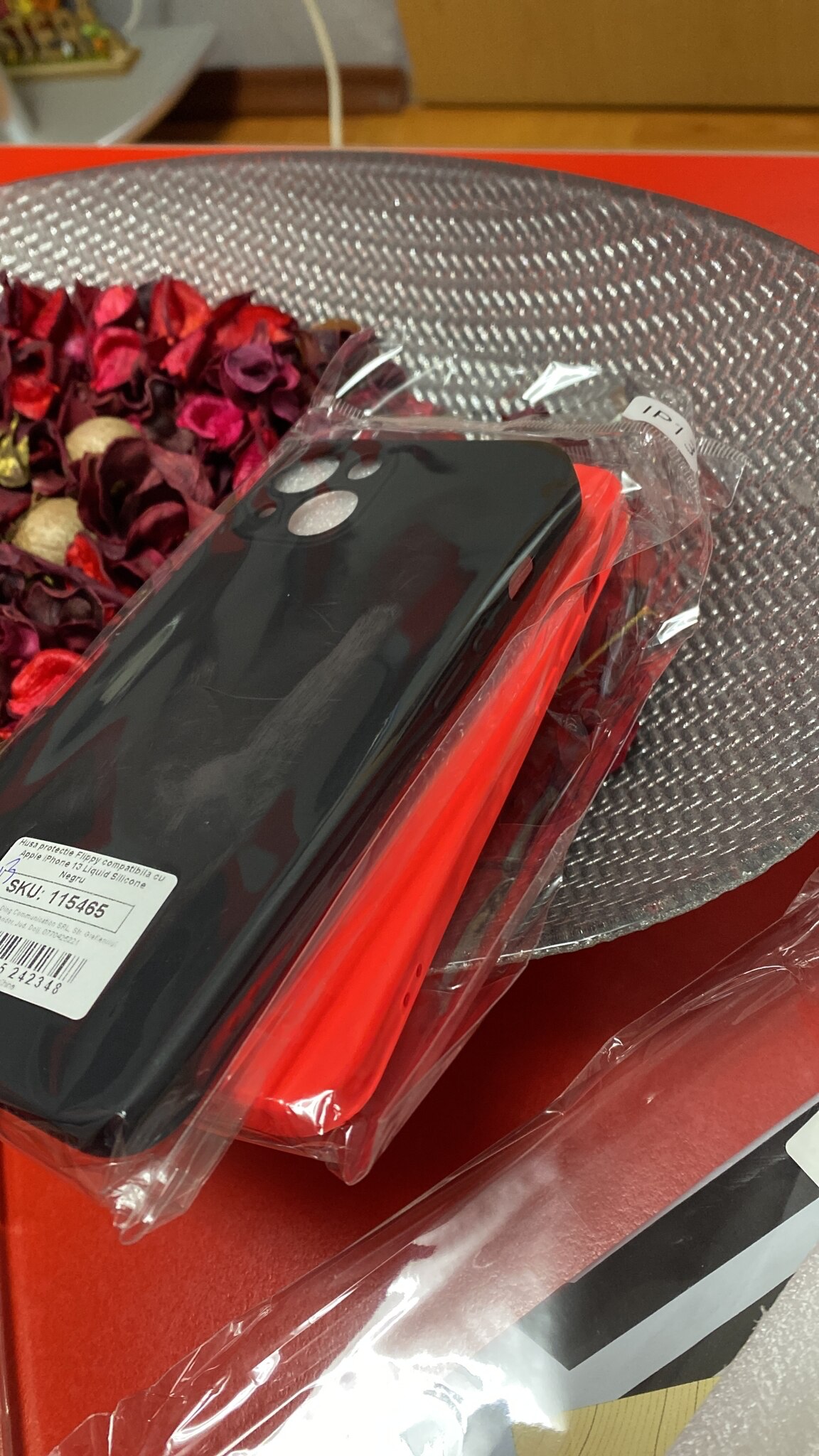 Husa protectie Flippy compatibila cu Apple iPhone 13 Matte Tpu Rosu Mat
