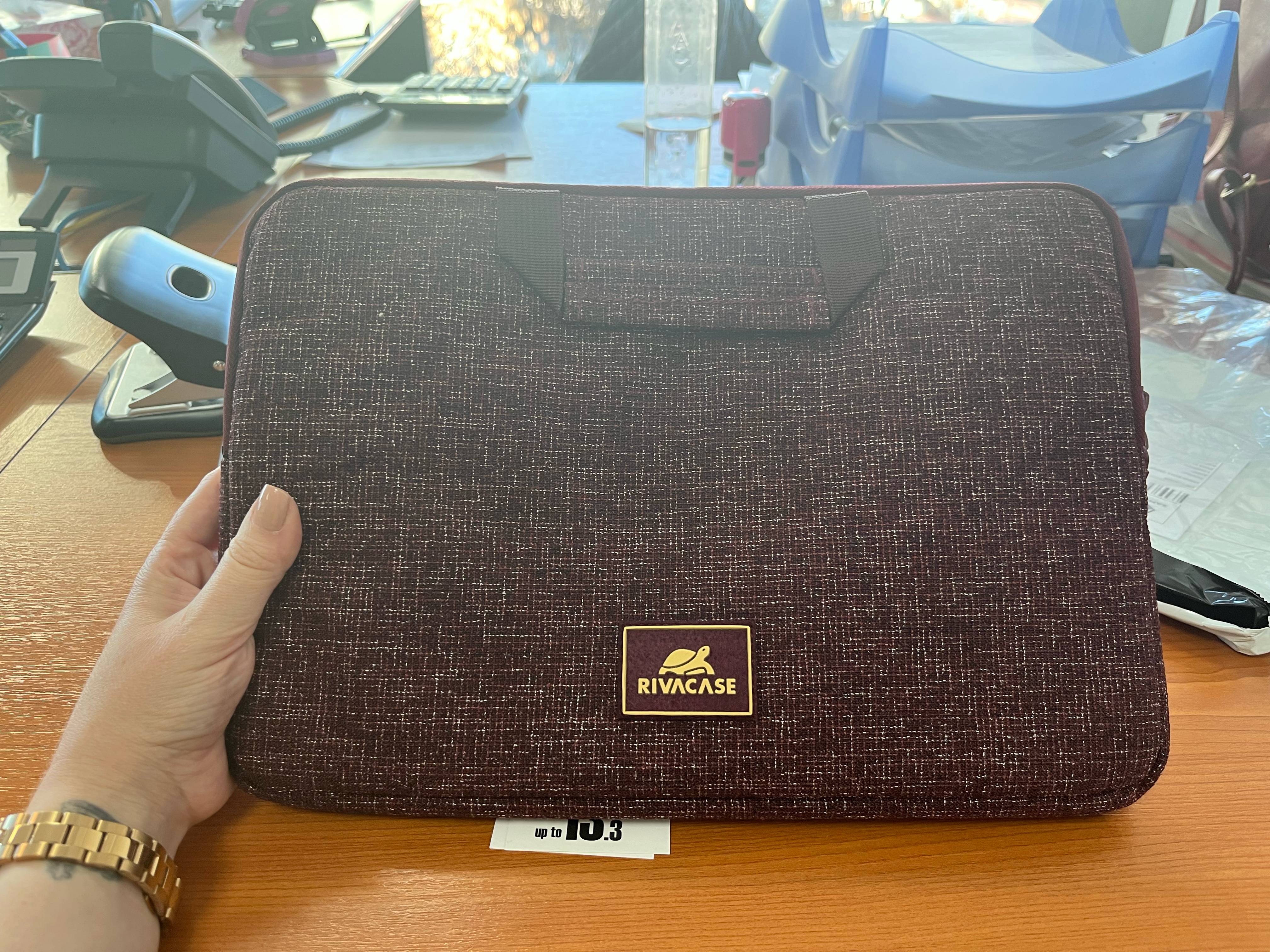 Husa Rivacase 7913, 13.3", Burgundy Red