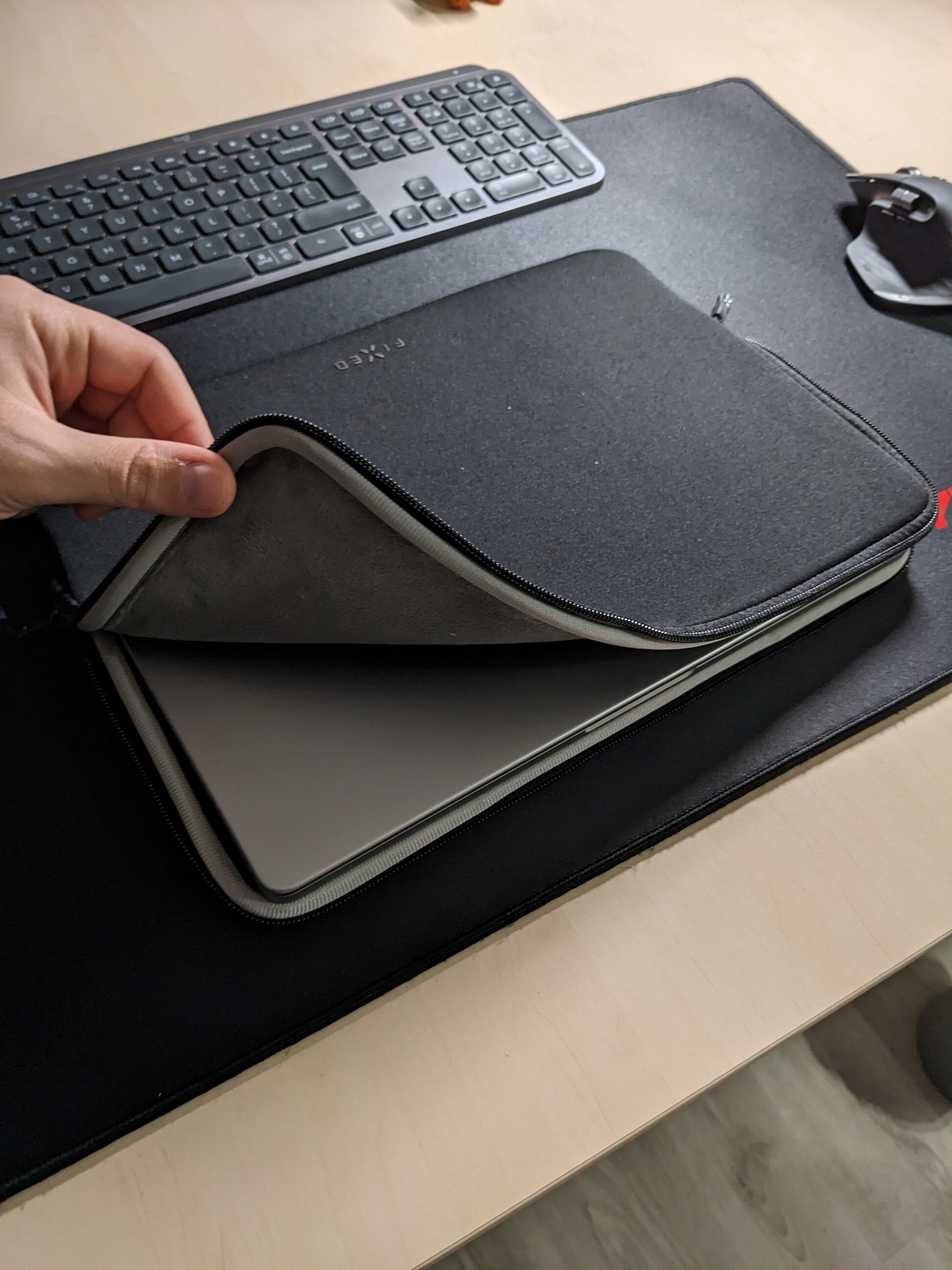 Husa laptop Fixed Sleeve, Neopren, 13 ", Negru
