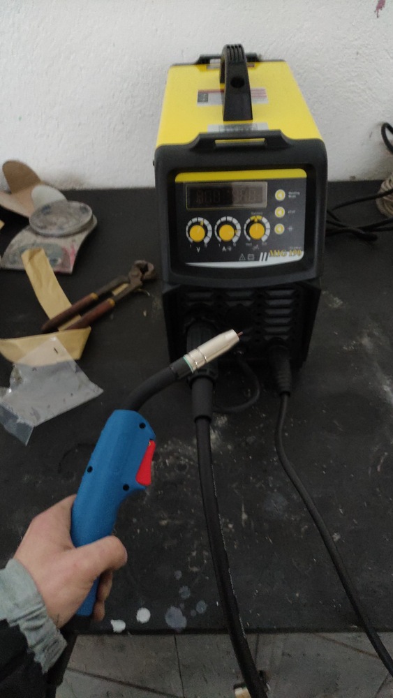 Pachet complet sudura MIG/MAG, format din Invertor de sudura ...