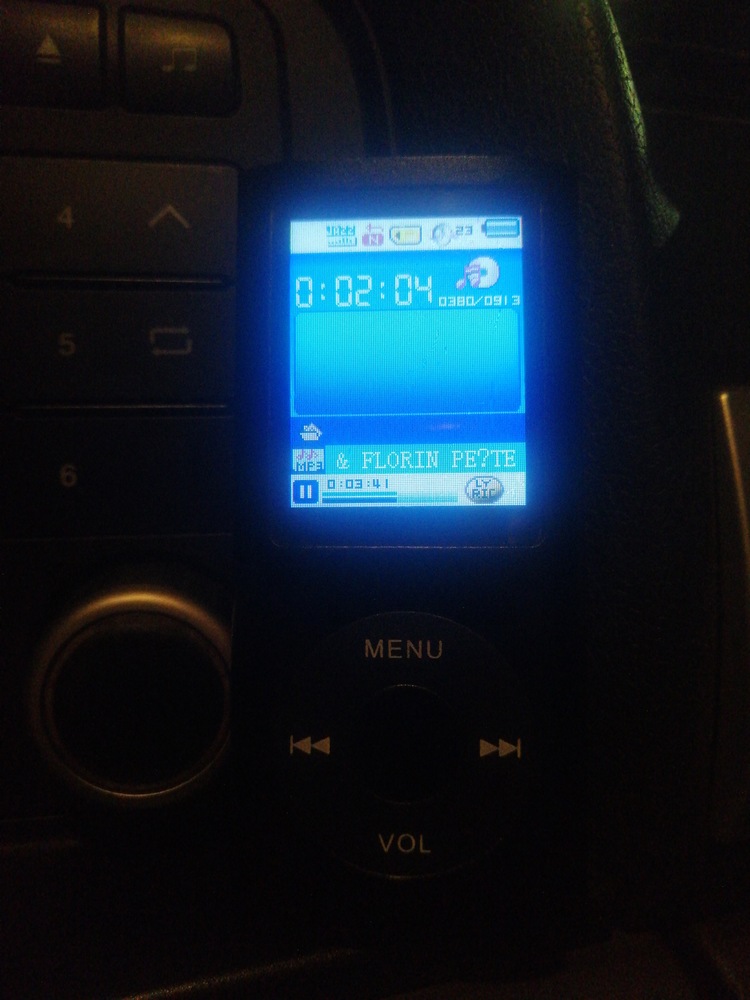 Player MP3/ MP4,zggzerg,card 16G, Ecran LCD 1,8'', Negru eMAG.ro